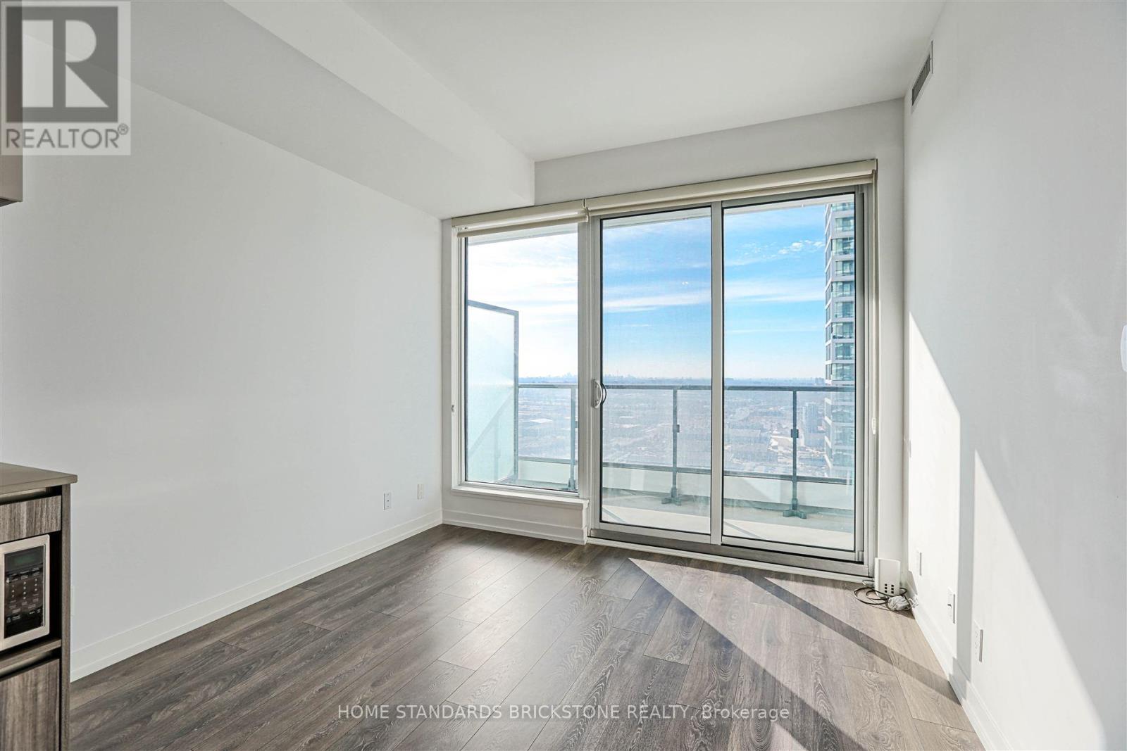 3707 - 898 Portage Parkway, Vaughan, Ontario  L4K 0J6 - Photo 9 - N12153887