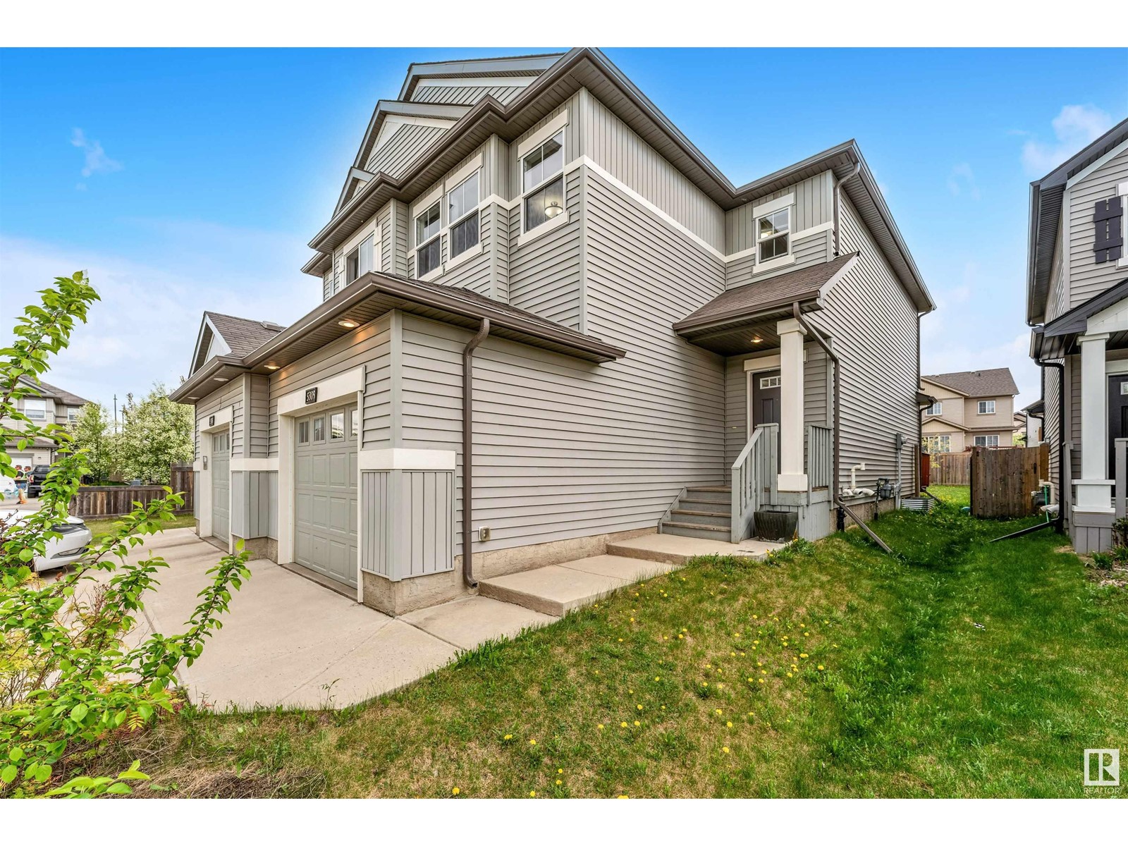 Property at 5309 14 AV SW SW image 3