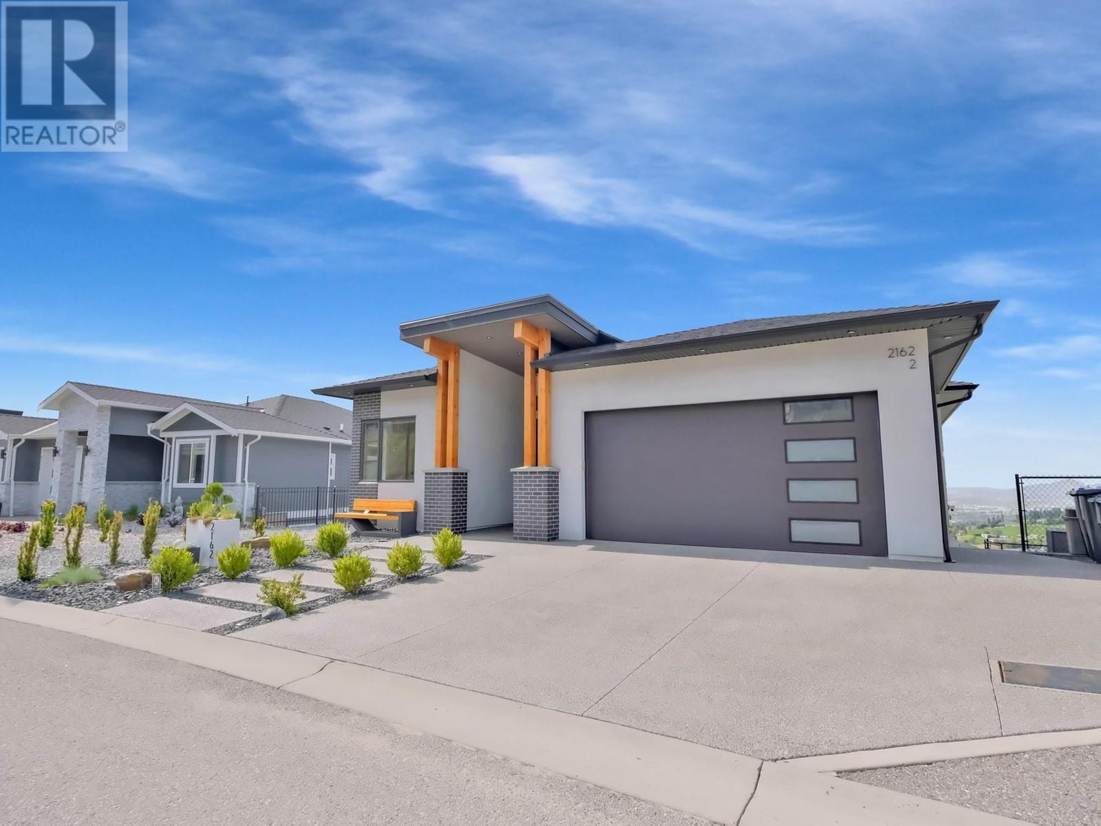 Property at 2162 Tramonto Court image 4