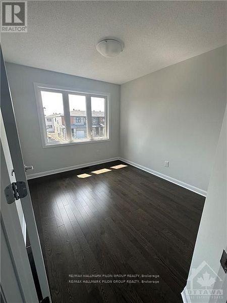 335 Blossom Pass Terrace, Ottawa, Ontario  K4A 5P2 - Photo 10 - X12153953