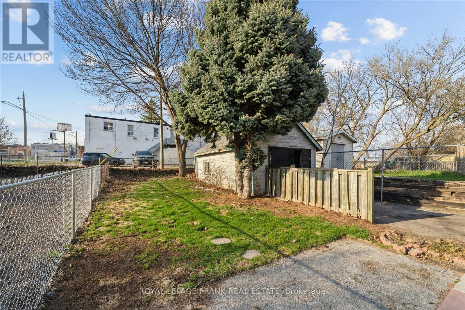 352 Pine Avenue, Oshawa, Ontario  L1J 2H4 - Photo 32 - E12103814