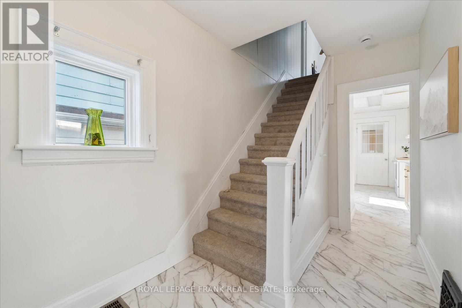 352 Pine Avenue, Oshawa, Ontario  L1J 2H4 - Photo 6 - E12103814