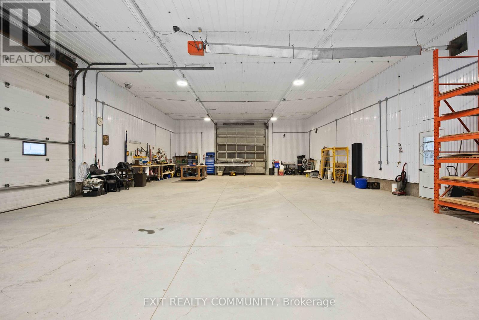 329 Parkhill Drive, North Middlesex, Ontario  N0M 2N0 - Photo 21 - X11985620