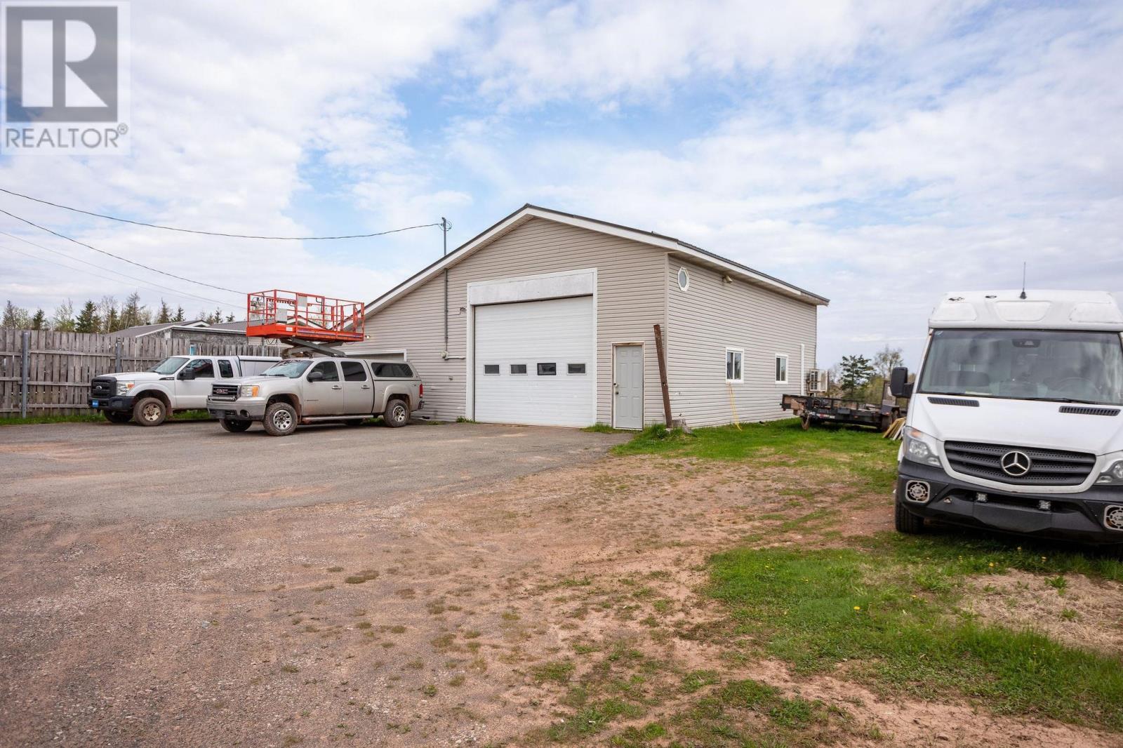 44 Victory Lane, Brackley Beach, Prince Edward Island  C1E 1Z3 - Photo 2 - 202511303