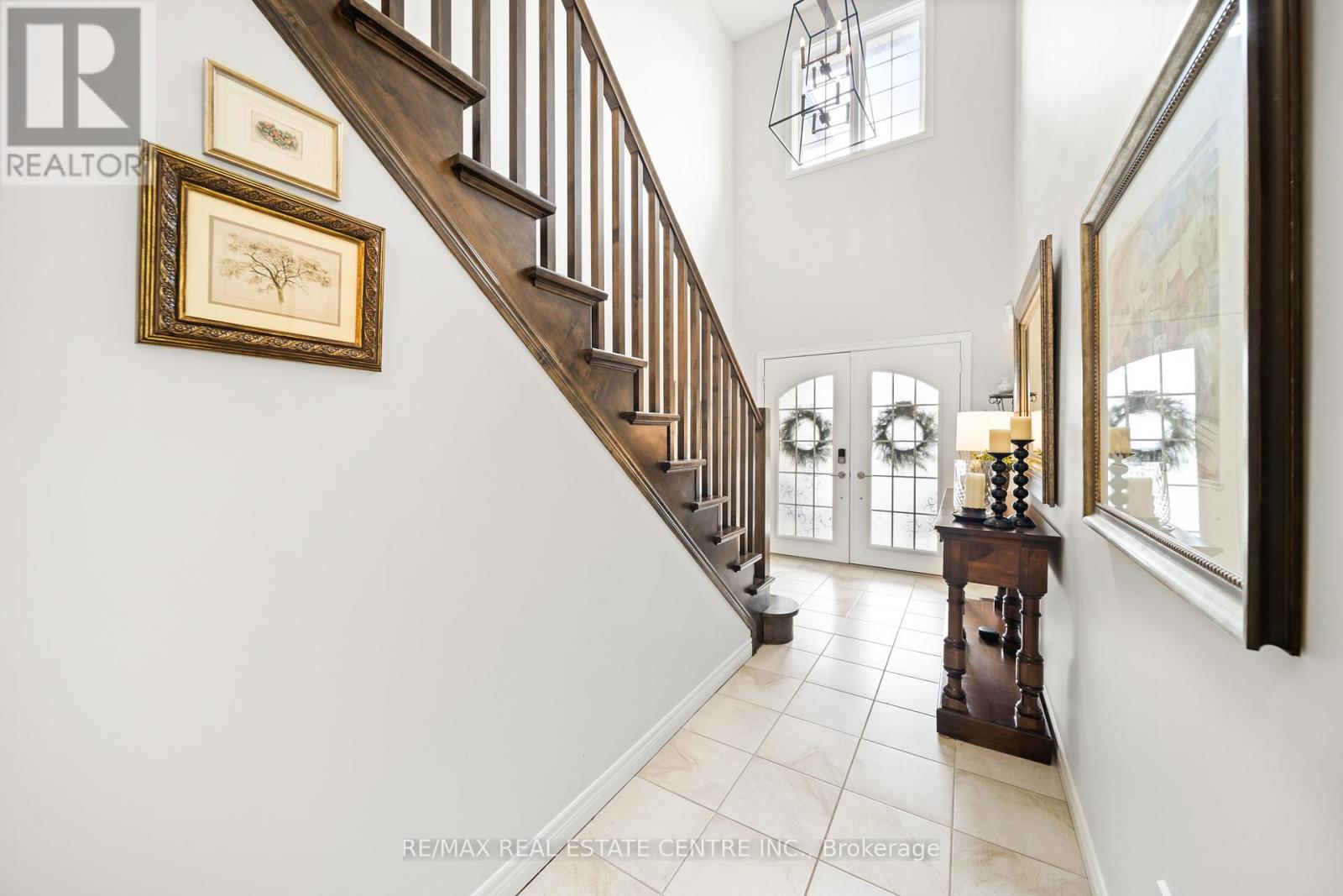 Property at 17 - 441 STONEHENGE DRIVE image 5