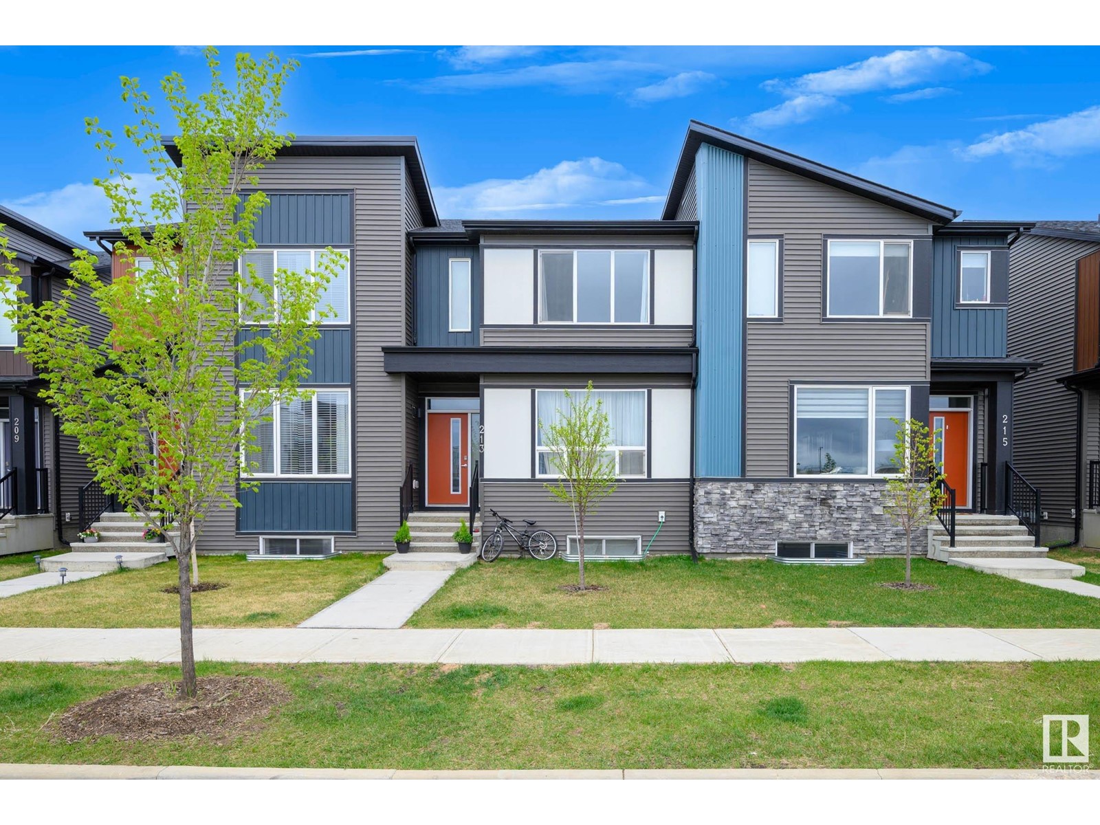 Property at 213 RANKIN DR image 1