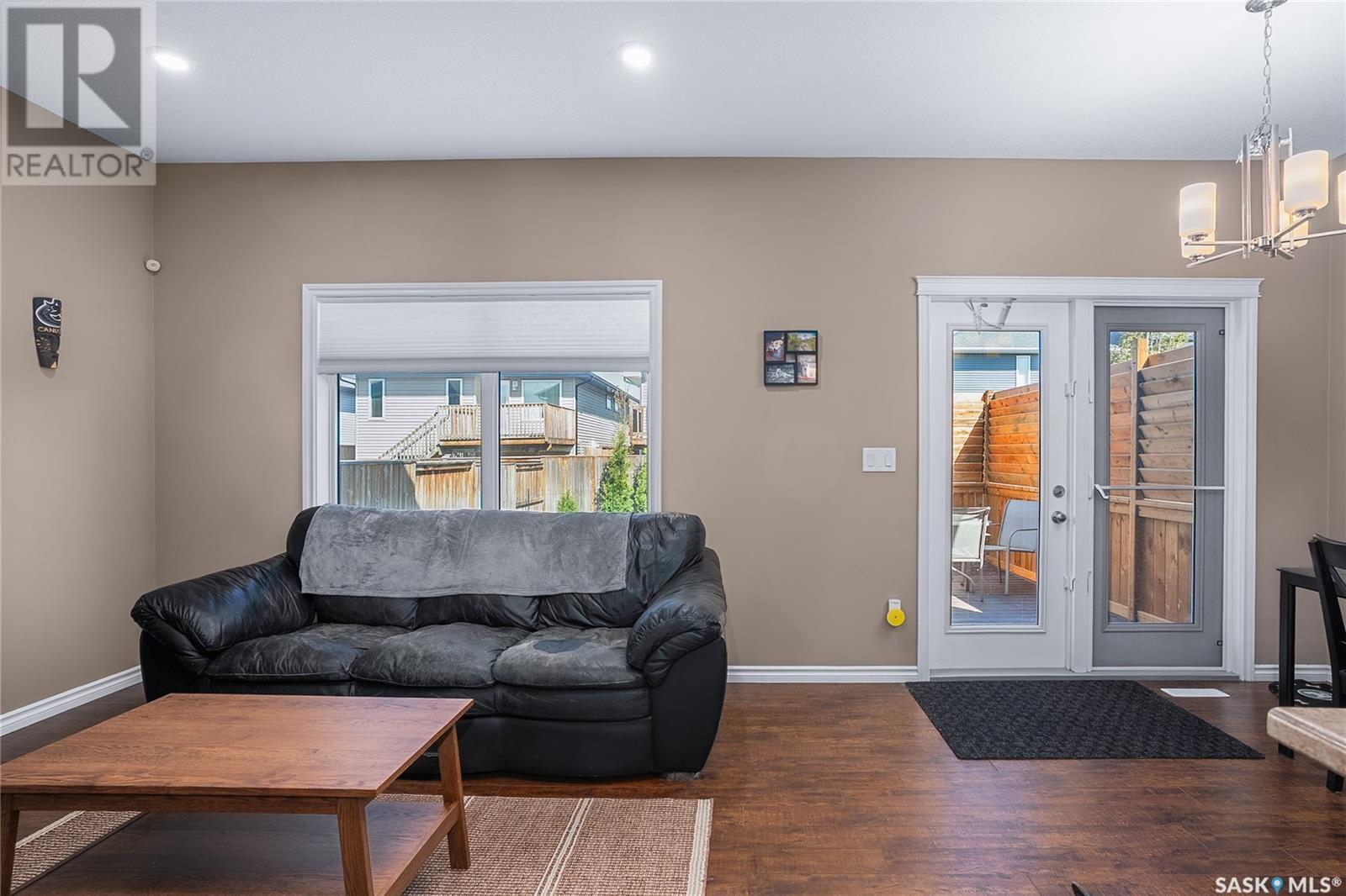 938 Kolynchuk Bend, Saskatoon, Saskatchewan  S7T 0V8 - Photo 11 - SK006127