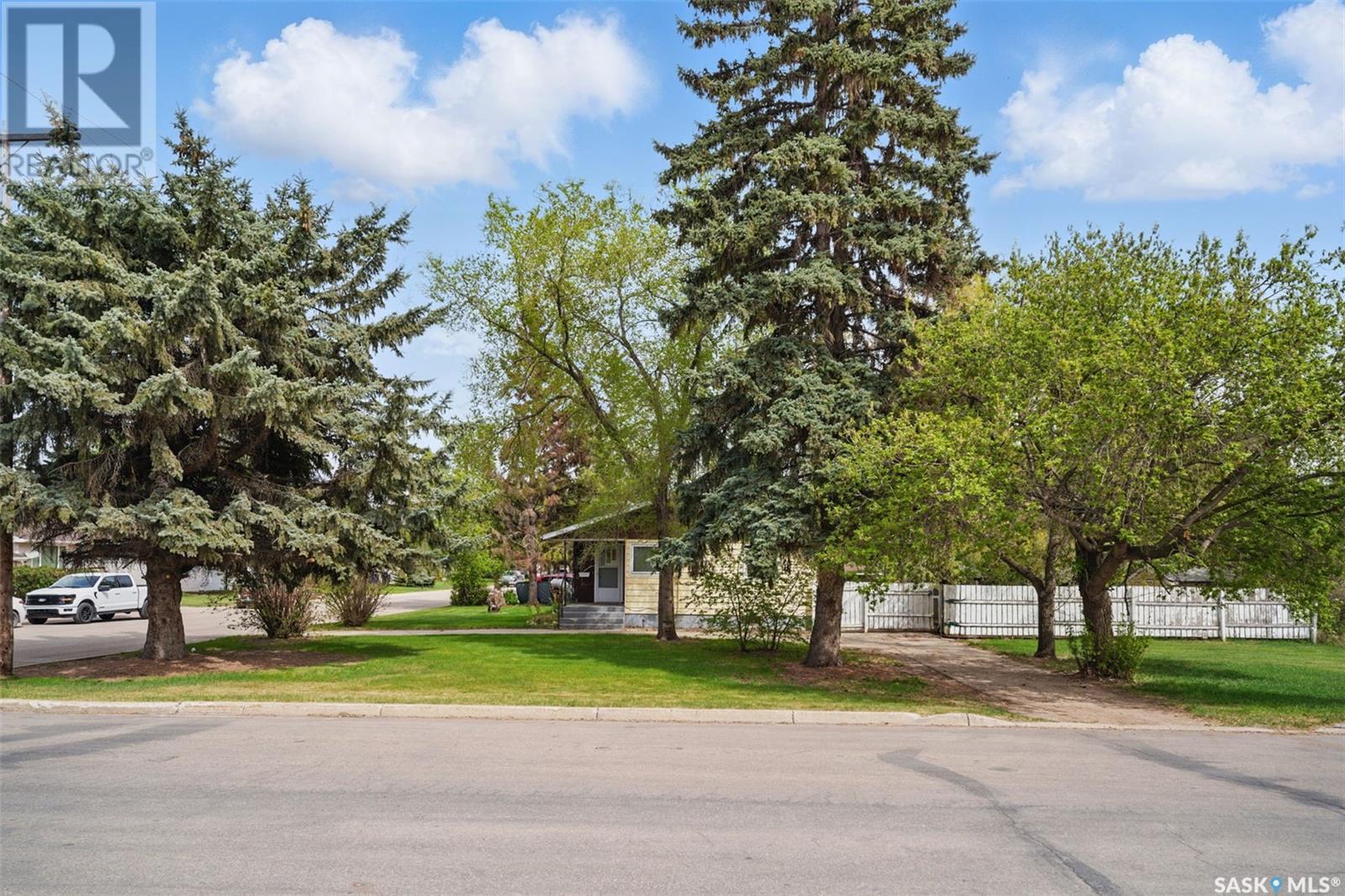 6011 5th Street W, Rosthern, Saskatchewan  S0K 2H0 - Photo 32 - SK006032