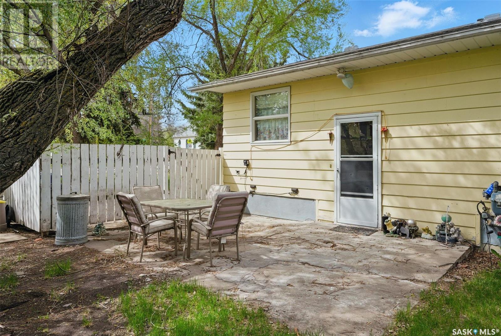 6011 5th Street W, Rosthern, Saskatchewan  S0K 2H0 - Photo 5 - SK006032
