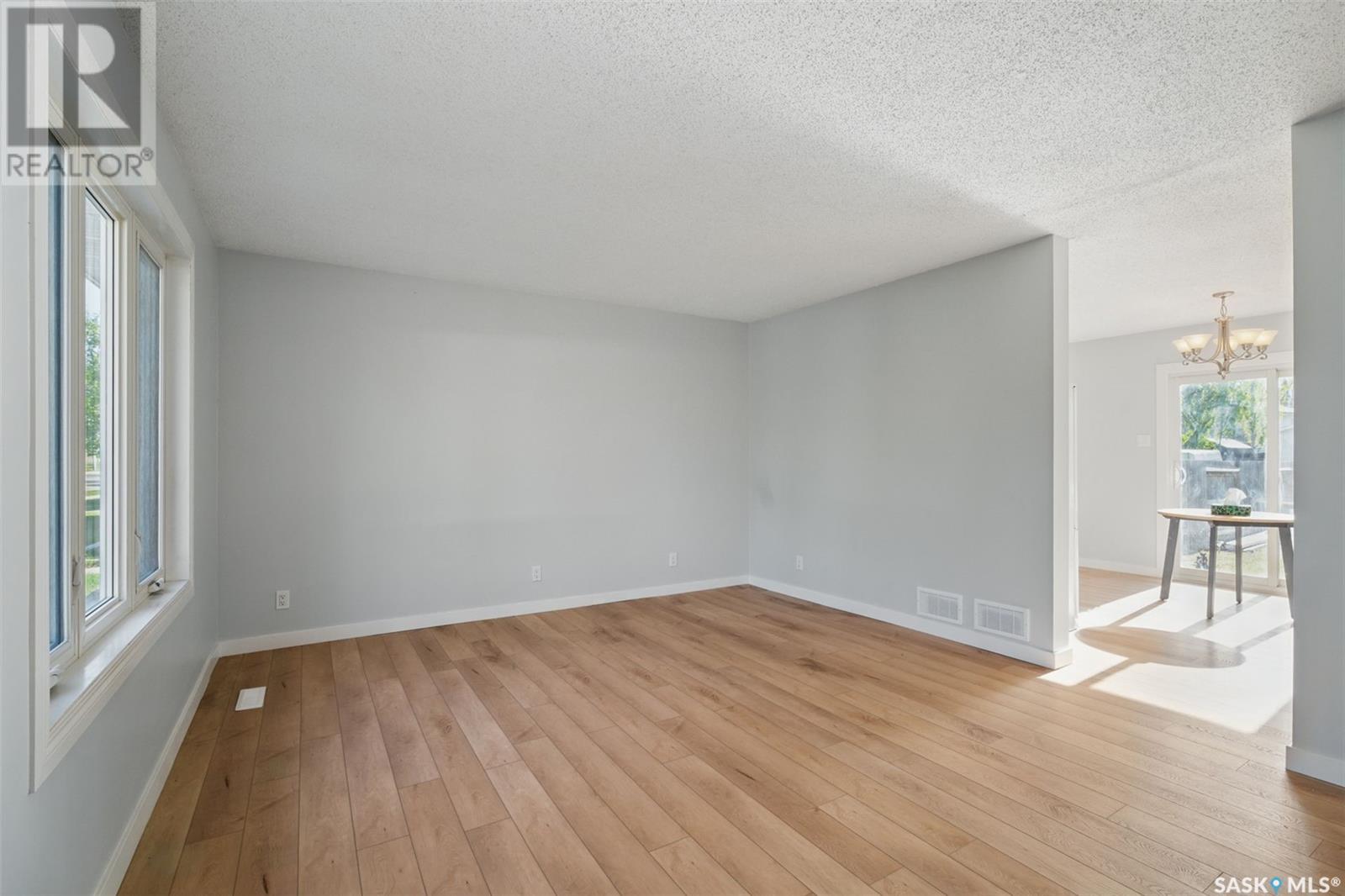 434 & 436 Berini Drive, Saskatoon, Saskatchewan  S7N 3N5 - Photo 7 - SK005912