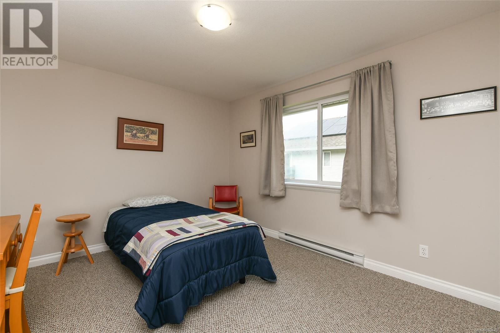 3285 Eighth St, Cumberland, British Columbia  V0R 1S0 - Photo 13 - 989442