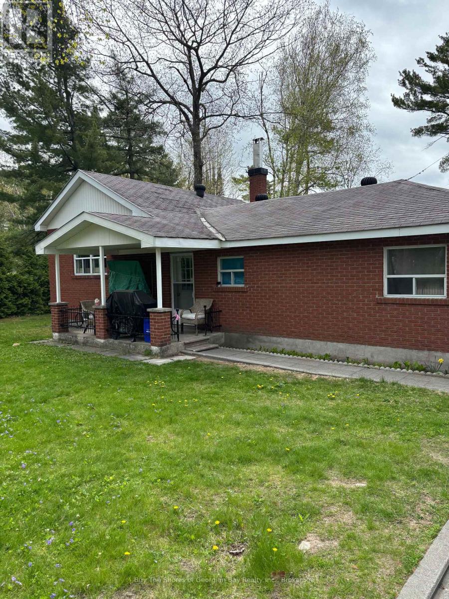 41 Lindale Avenue, Tiny, Ontario  L9M 0J2 - Photo 13 - S12153639