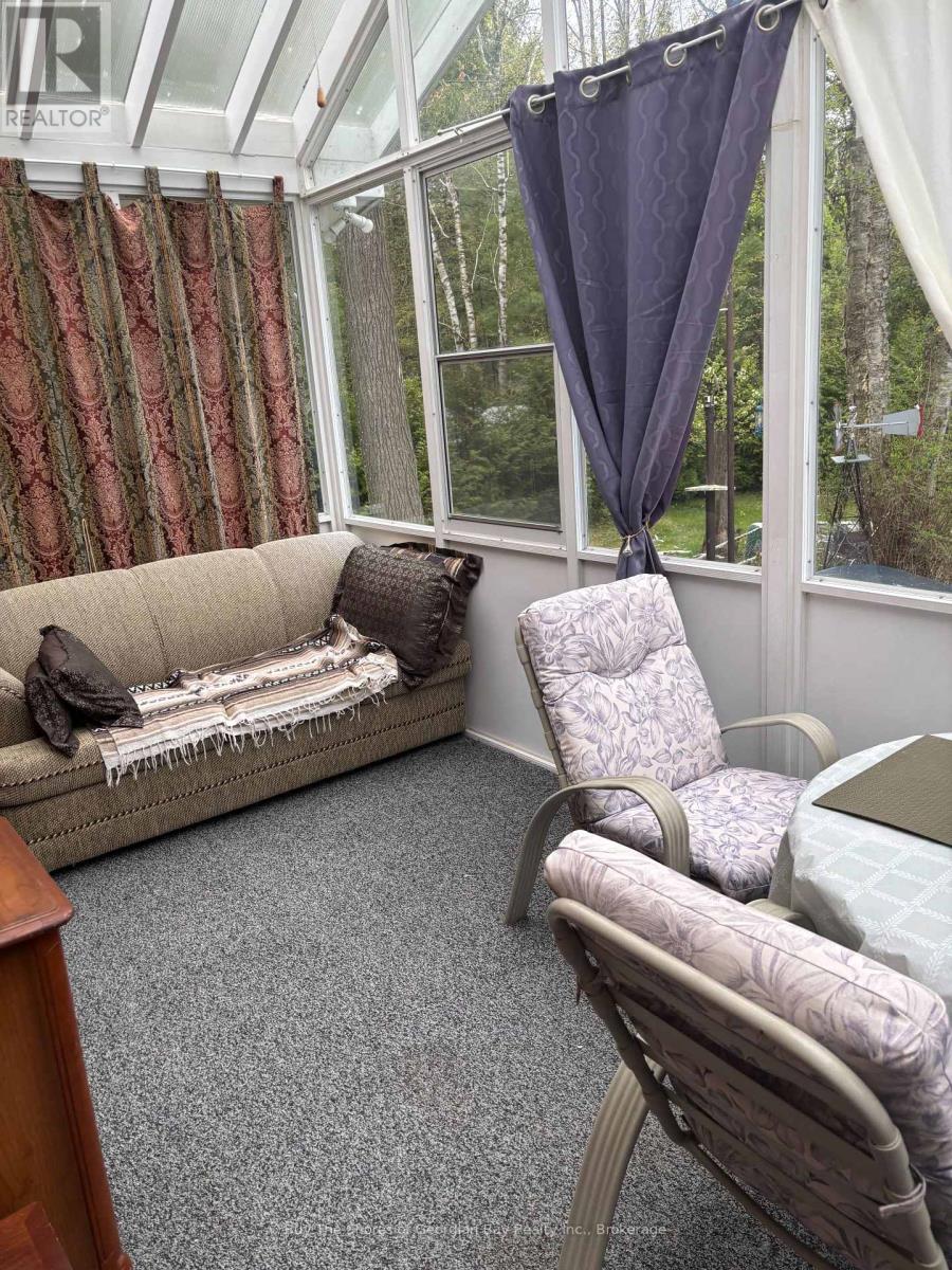 41 Lindale Avenue, Tiny, Ontario  L9M 0J2 - Photo 6 - S12153639