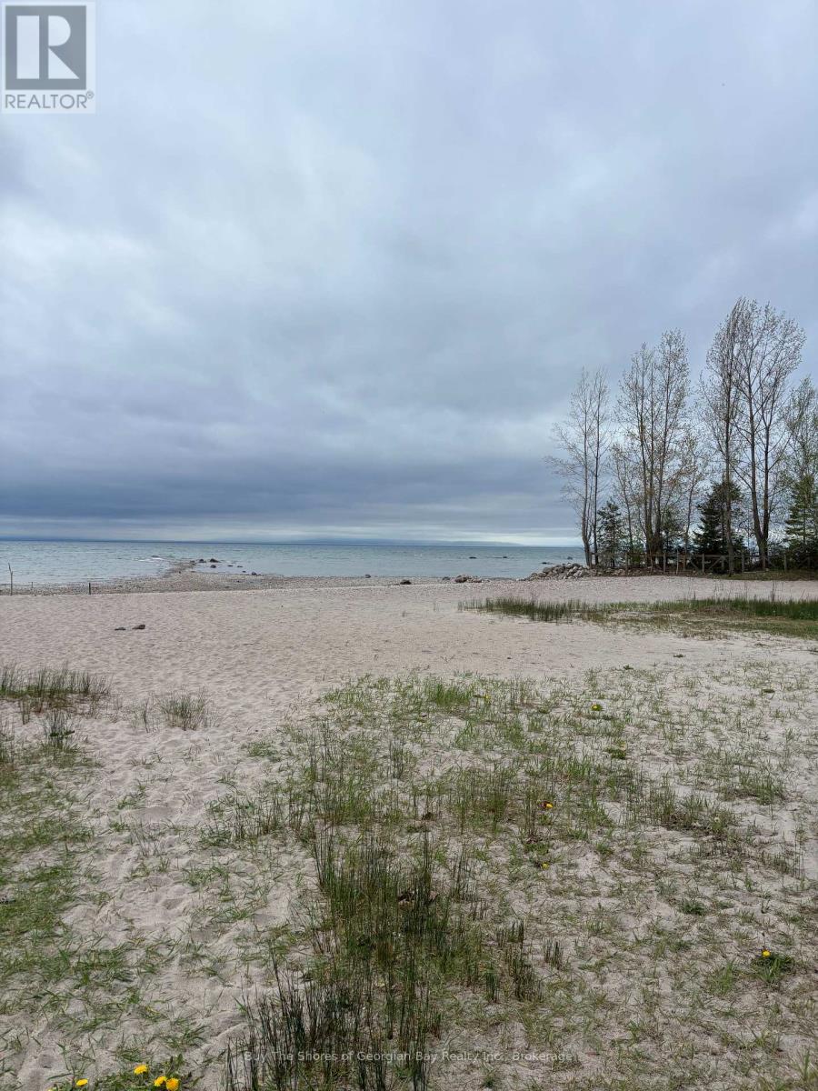 41 Lindale Avenue, Tiny, Ontario  L9M 0J2 - Photo 8 - S12153639
