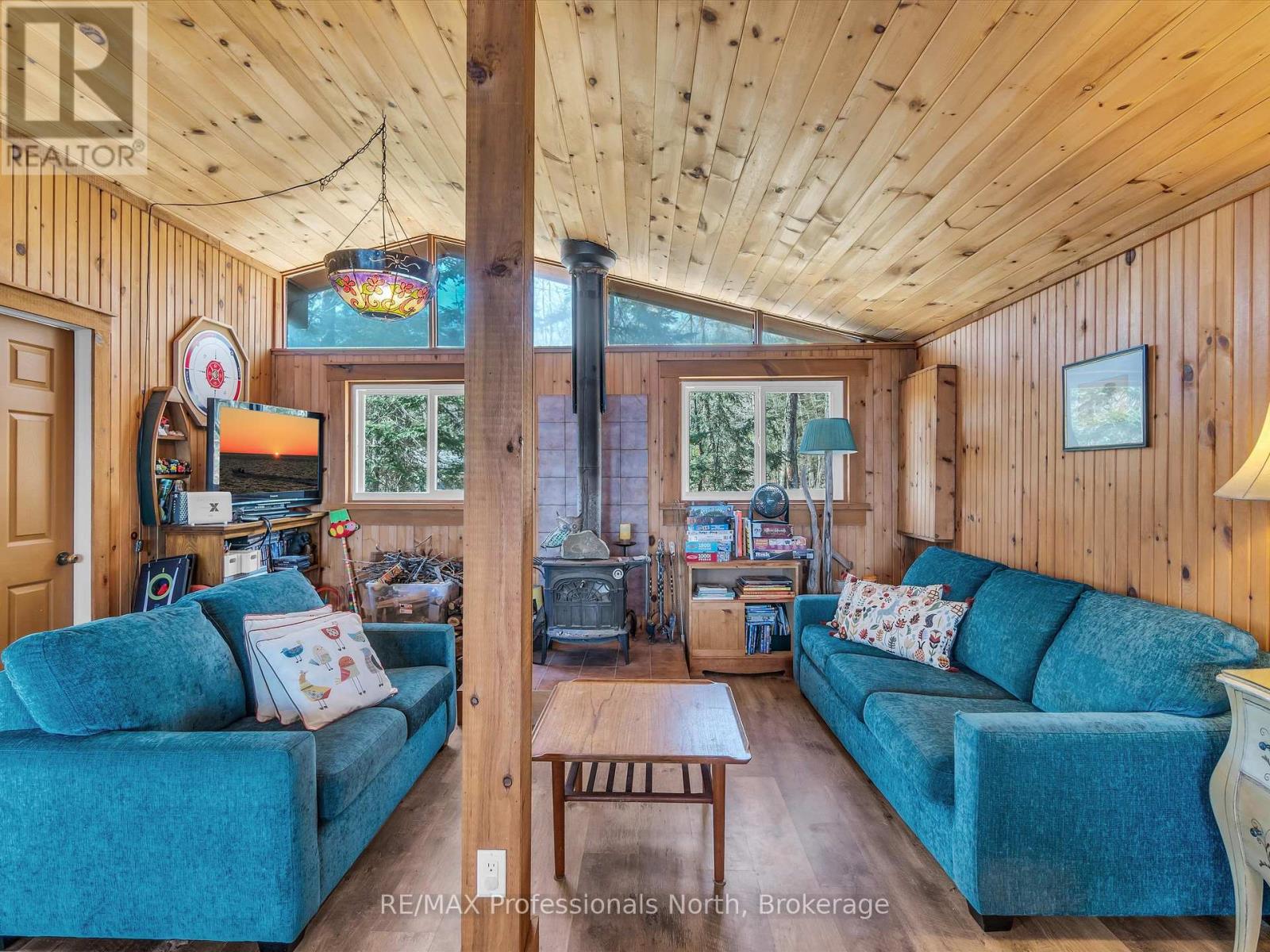 299 Sherwood Drive, Perry, Ontario  P0A 1J0 - Photo 15 - X12120412