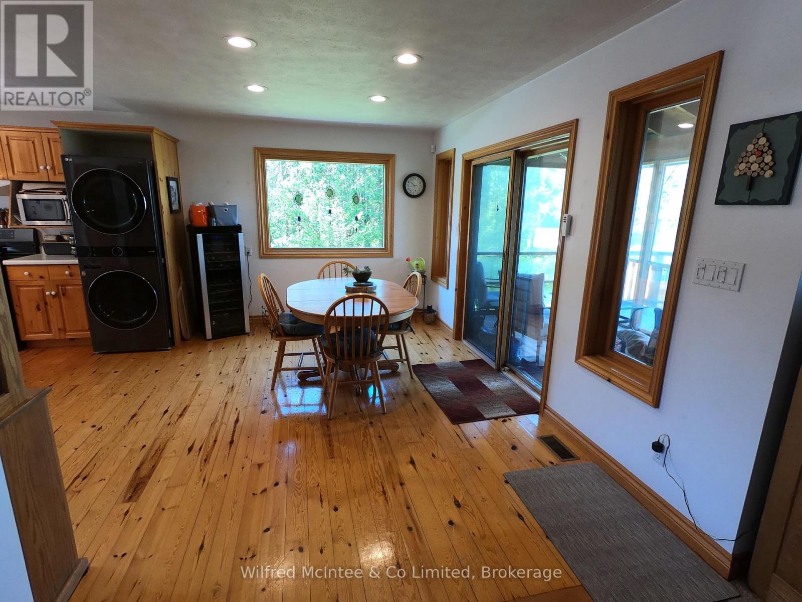 126 Buckingham Lane, Meaford, Ontario  N0H 1V0 - Photo 17 - X12134441