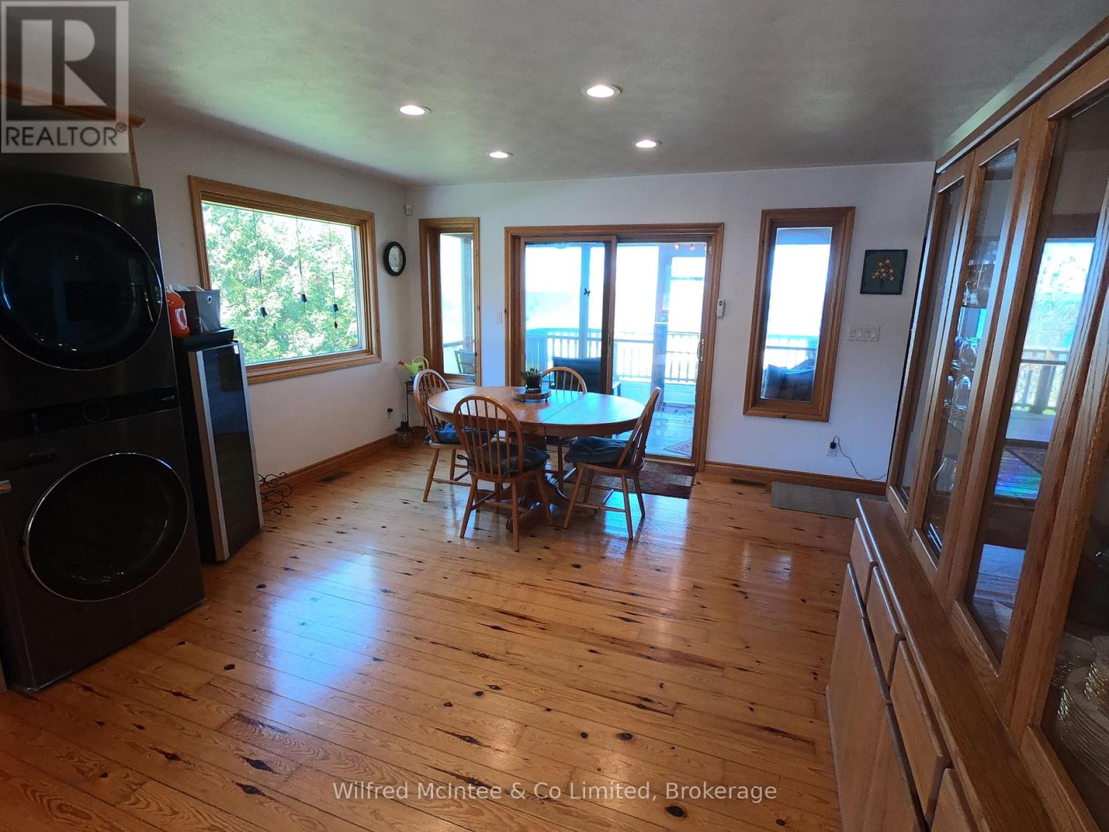 126 Buckingham Lane, Meaford, Ontario  N0H 1V0 - Photo 16 - X12134441