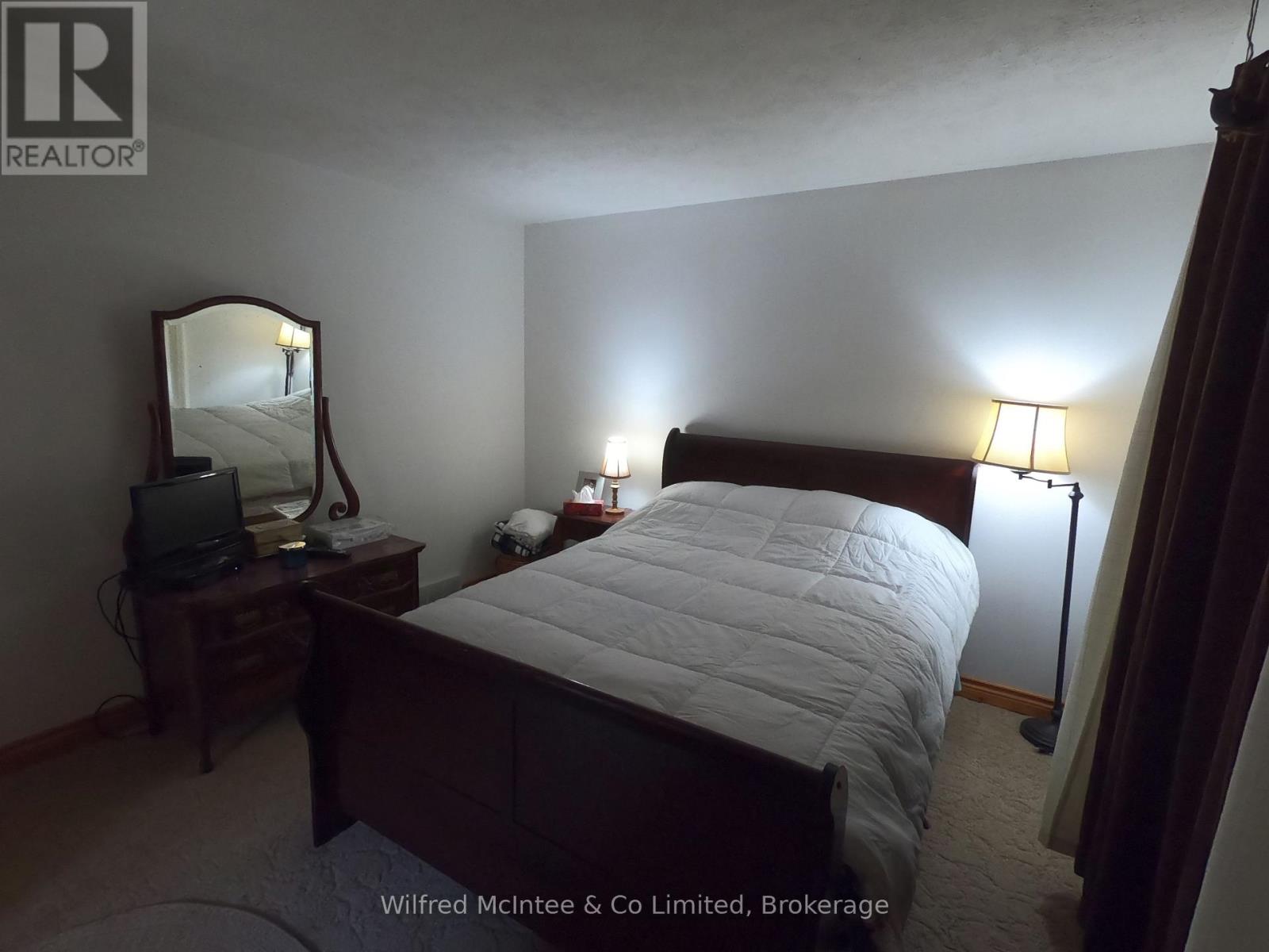 126 Buckingham Lane, Meaford, Ontario  N0H 1V0 - Photo 25 - X12134441