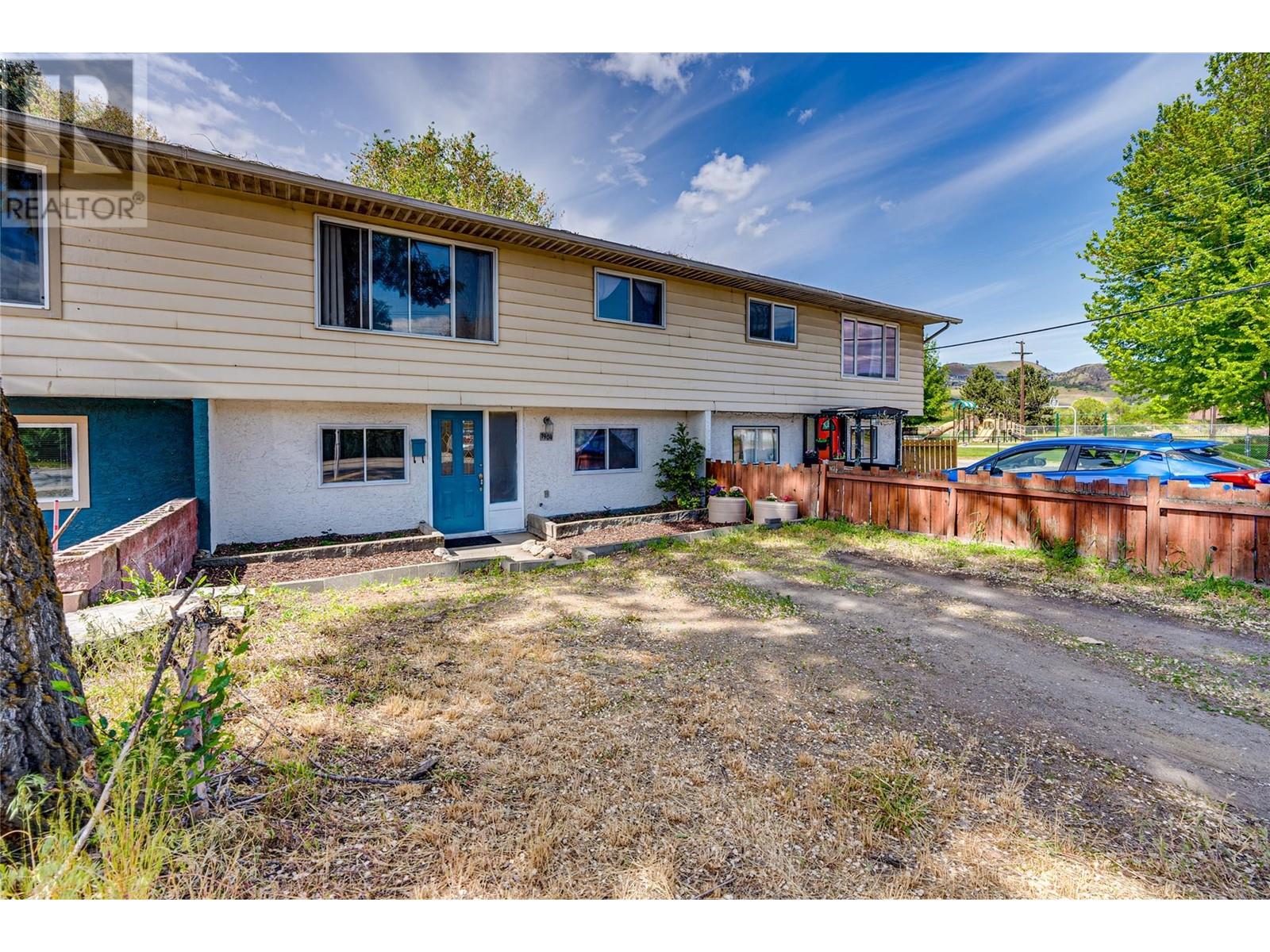 Property at 1904 43 Street image 1