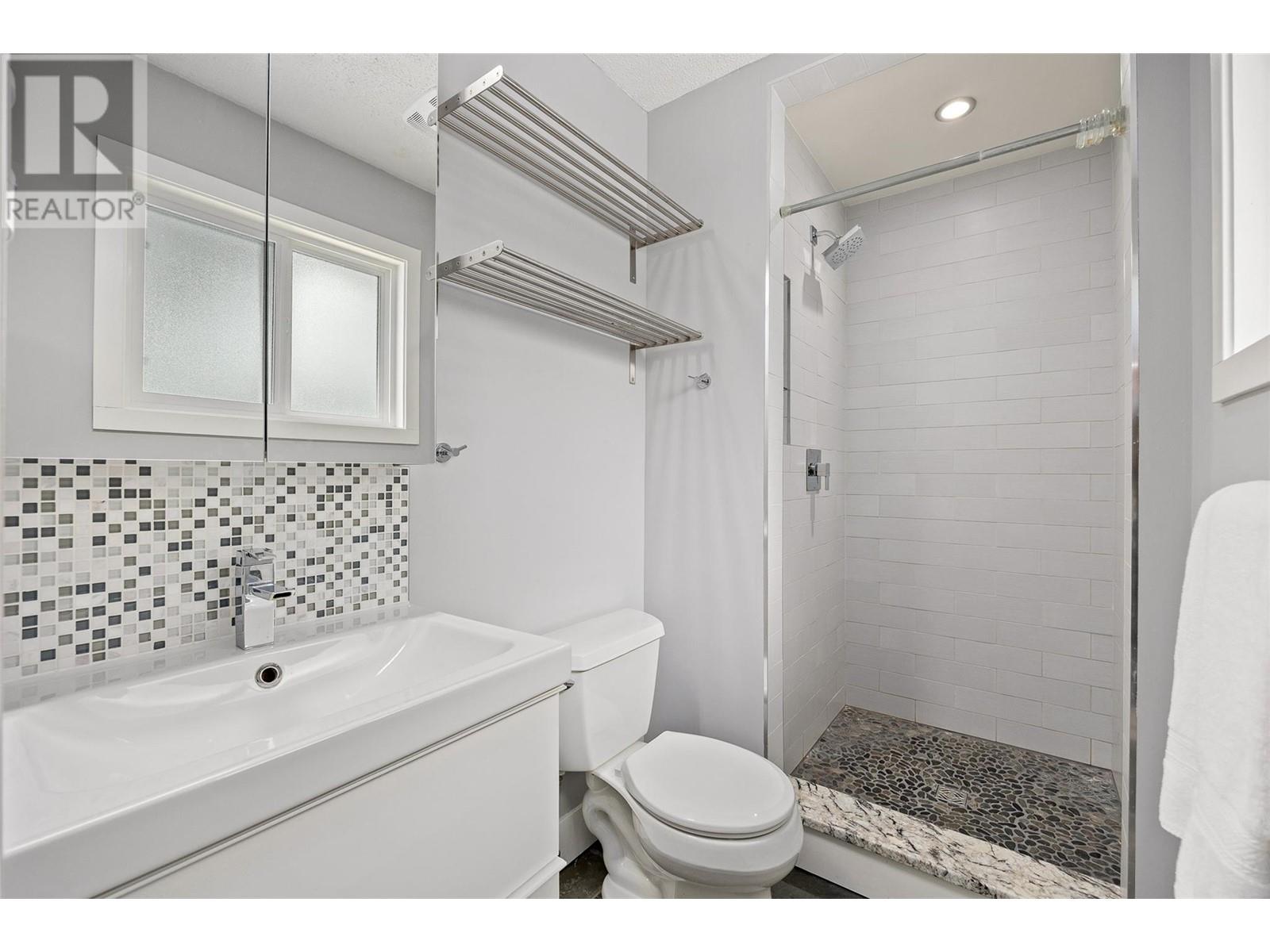 12 Caramillo Road, Kelowna, British Columbia  V1V 1B1 - Photo 20 - 10347550