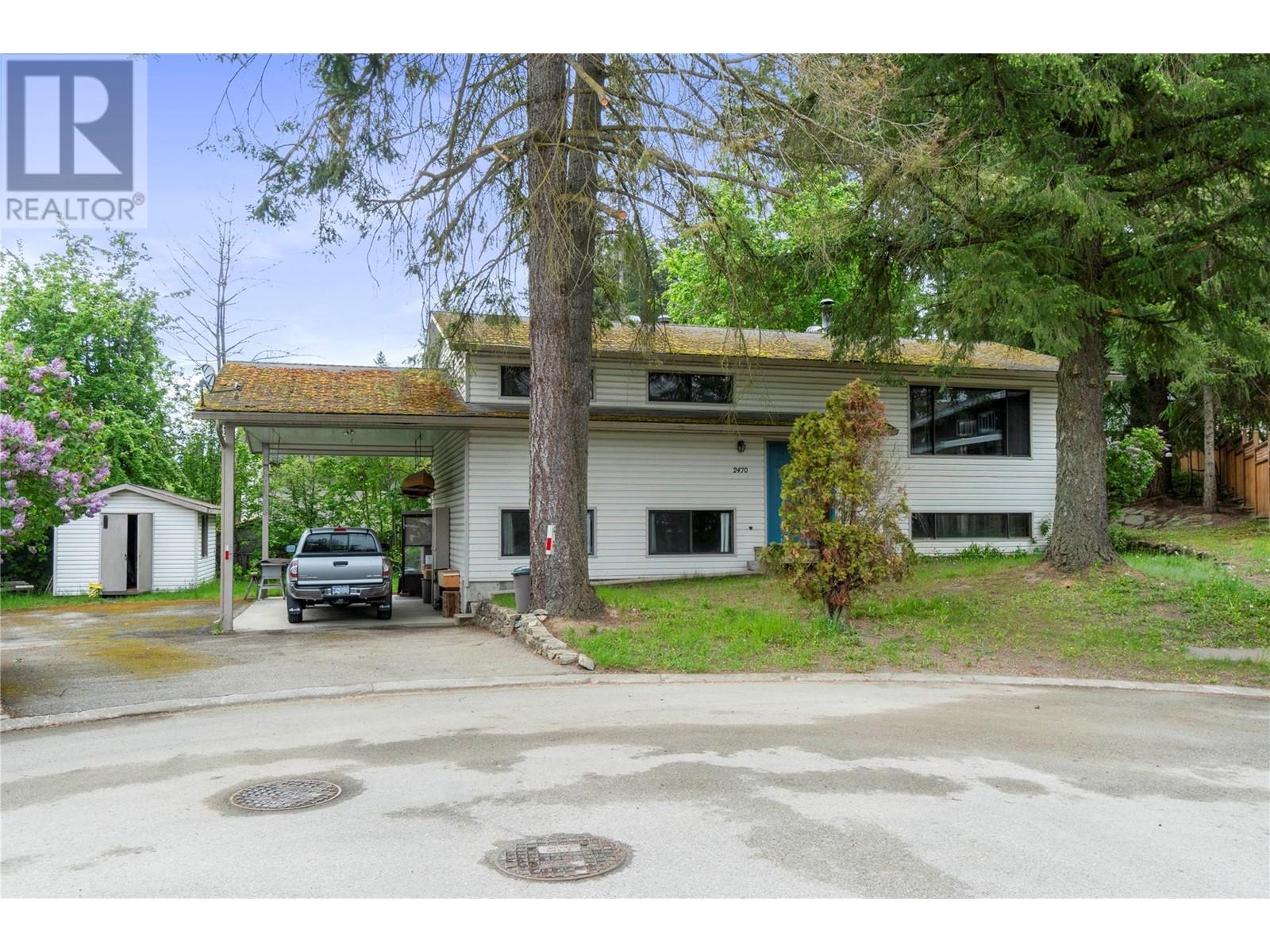 2470 8 Avenue SE, Salmon Arm, British Columbia