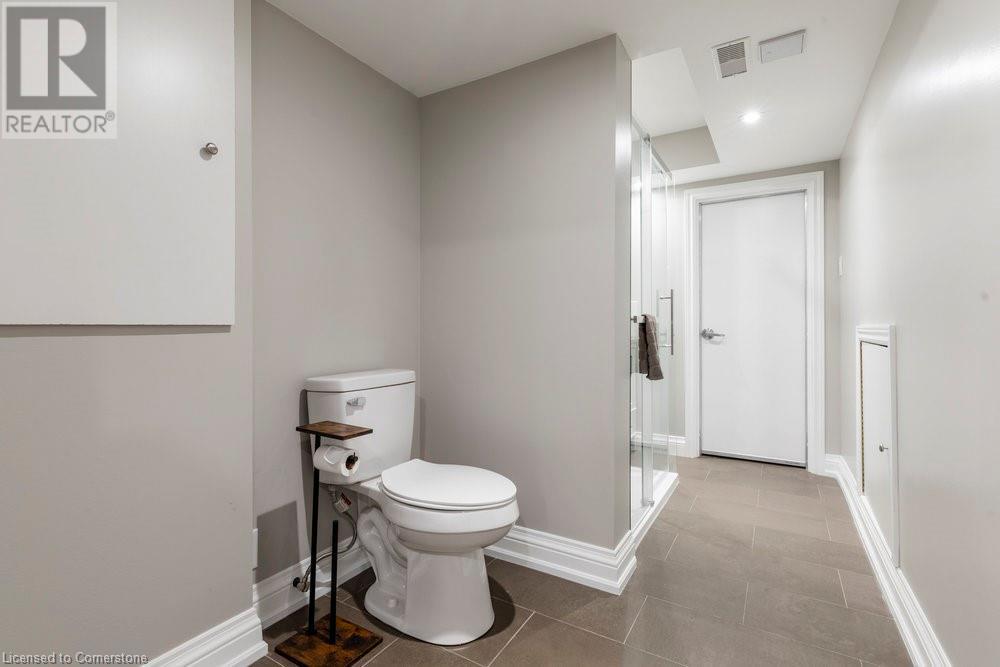 5555 Prince William Drive Unit# 18, Burlington, Ontario  L7L 6P3 - Photo 47 - 40704774