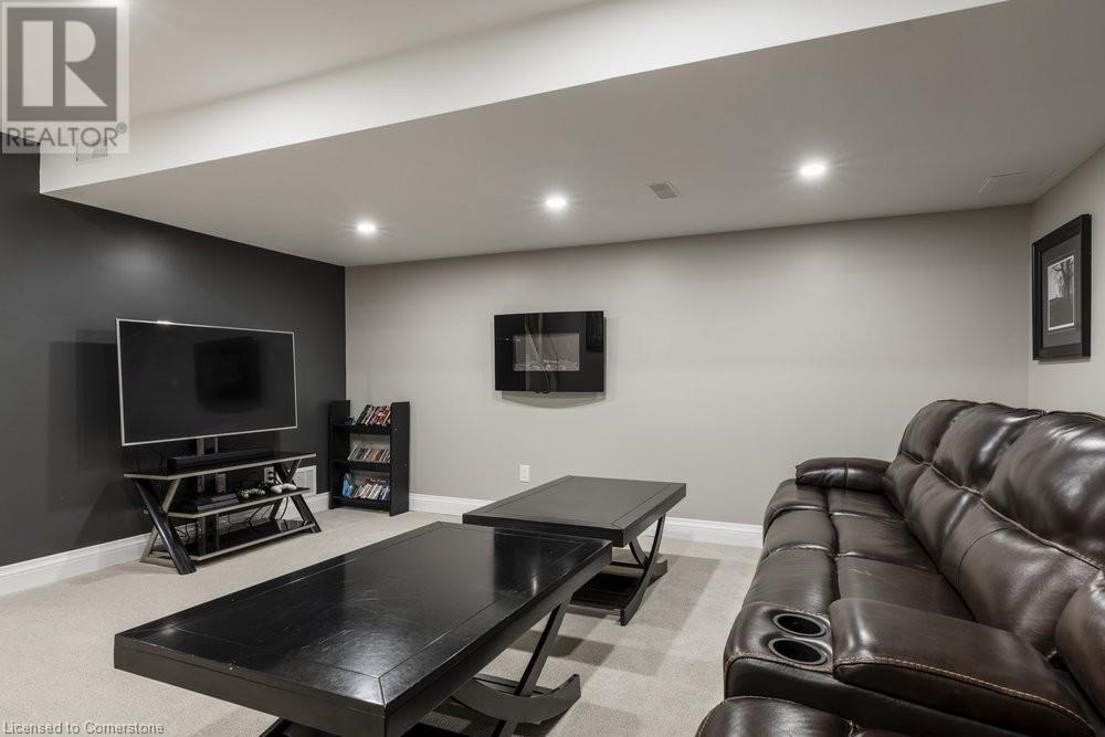 5555 Prince William Drive Unit# 18, Burlington, Ontario  L7L 6P3 - Photo 44 - 40704774
