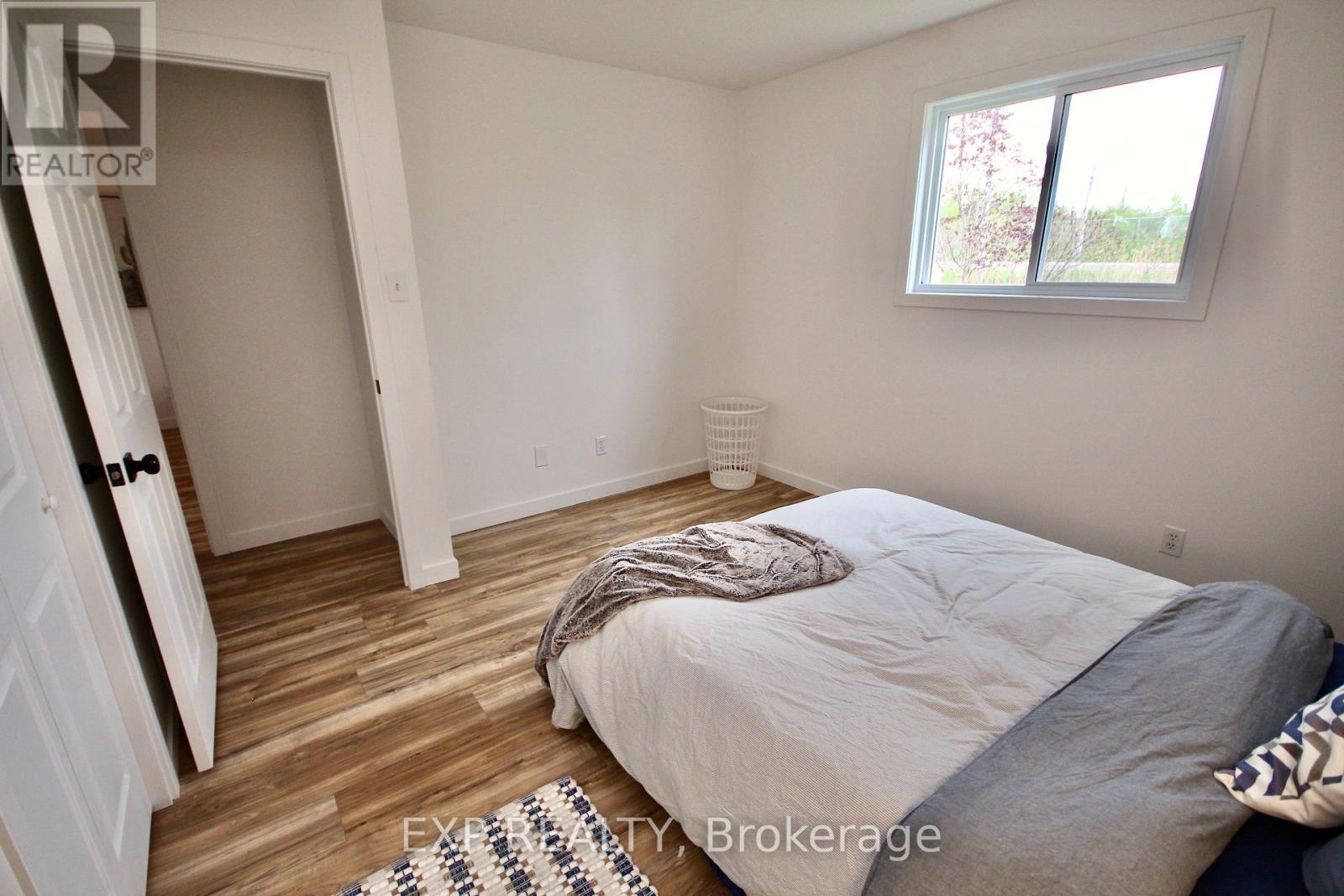 68 Columbia Avenue, South Stormont, Ontario  K0C 1P0 - Photo 16 - X12154140