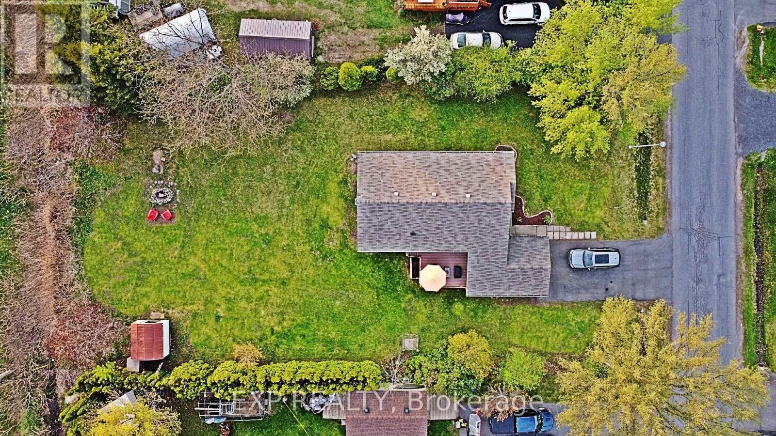 Property at 68 COLUMBIA AVENUE image 2