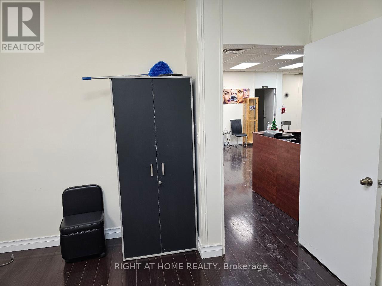 201 - 10670 Yonge Street, Richmond Hill, Ontario  L4C 3C9 - Photo 12 - N11946486