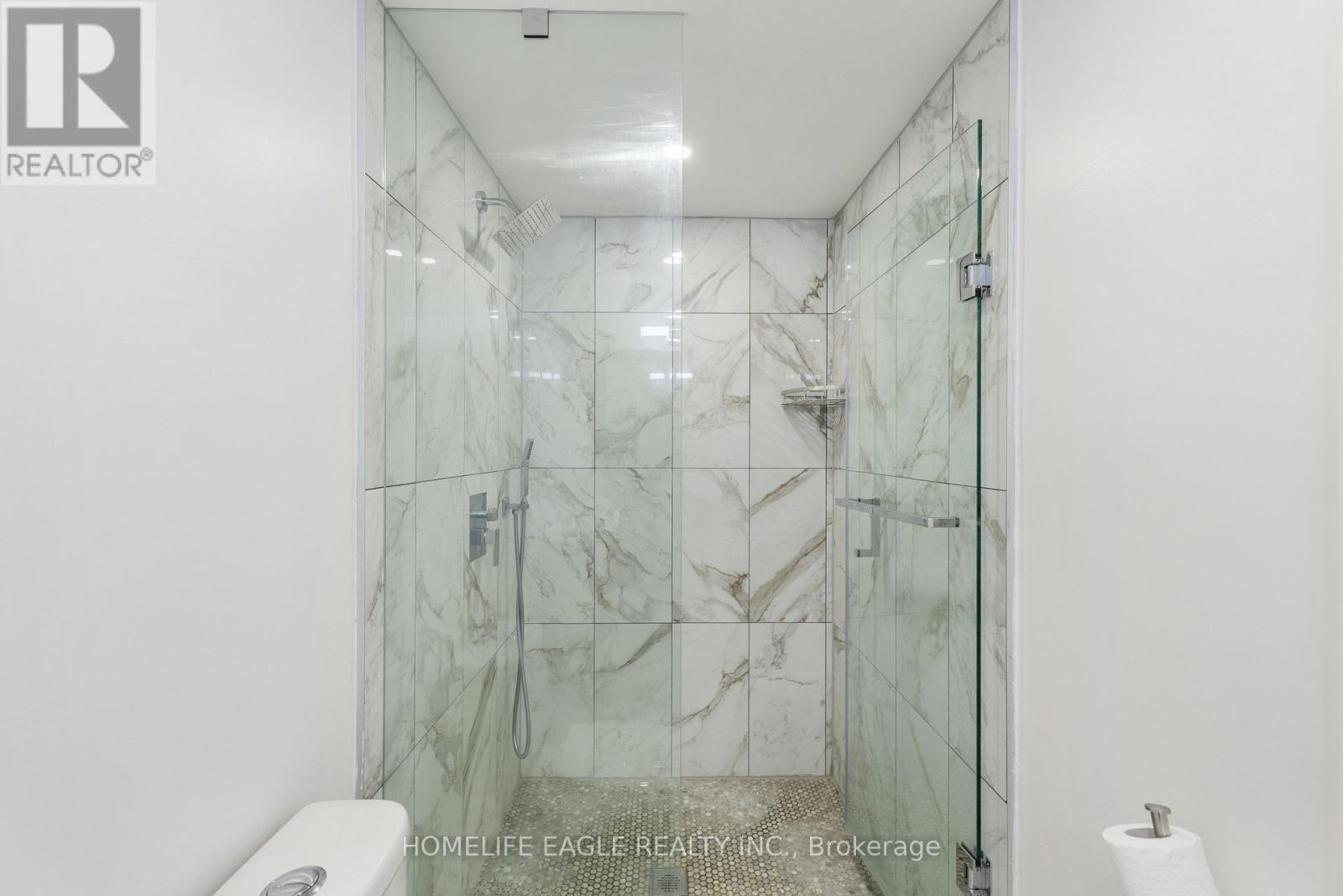 3 Hughes Street, Richmond Hill (Oak Ridges), Ontario  L4E 2V9 - Photo 20 - N12153276
