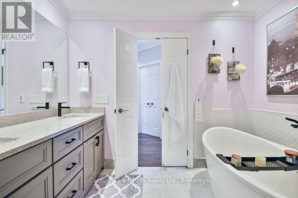 507 - 110 Steamship Bay Road, Gravenhurst, Ontario  P1P 1Z9 - Photo 40 - X12154166