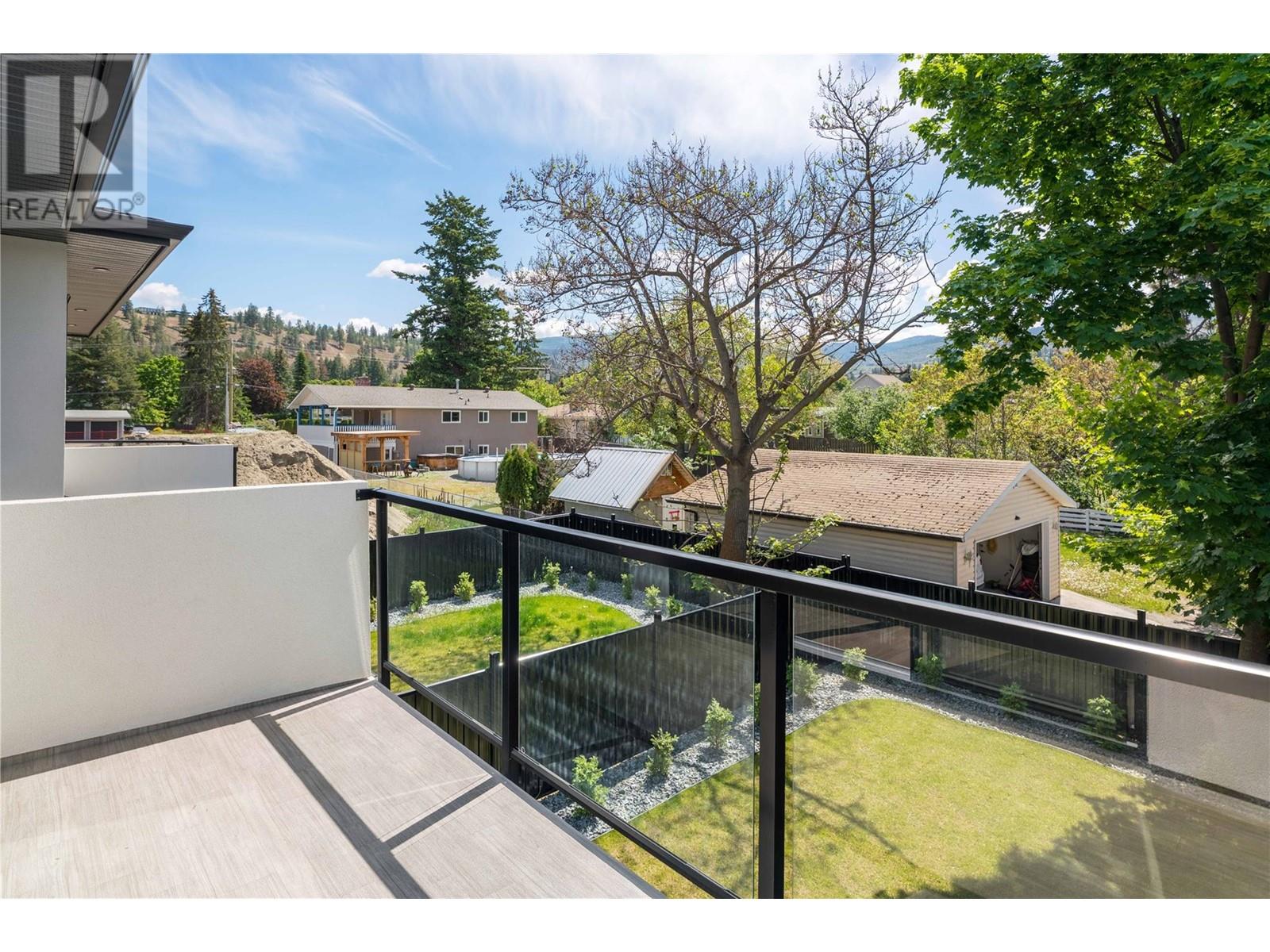 705 Raymer Road, Kelowna, British Columbia  V1W 1H6 - Photo 19 - 10347191