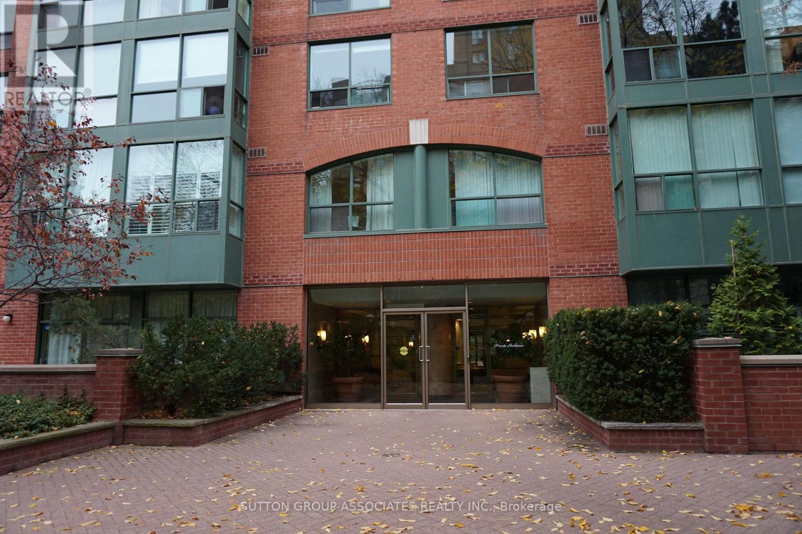 812 - 95 PRINCE ARTHUR AVENUE, Toronto, Ontario