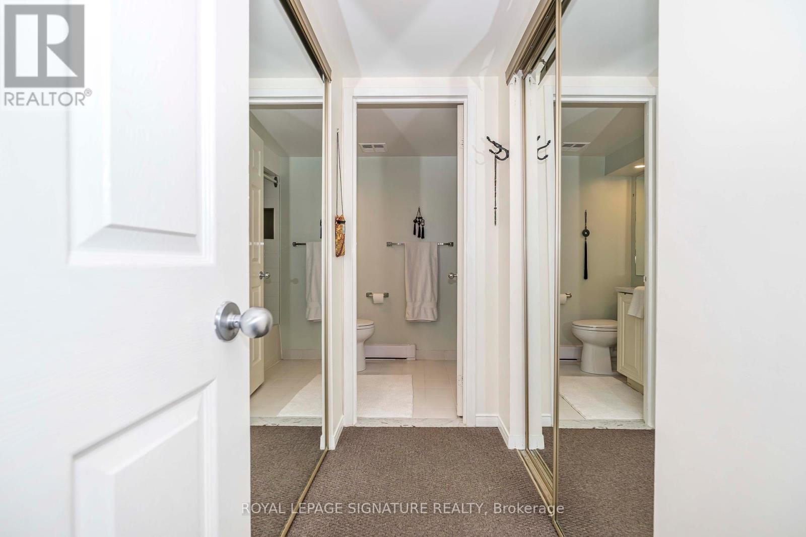 1812 - 99 Harbour Square, Toronto, Ontario  M5J 2H2 - Photo 17 - C12153991