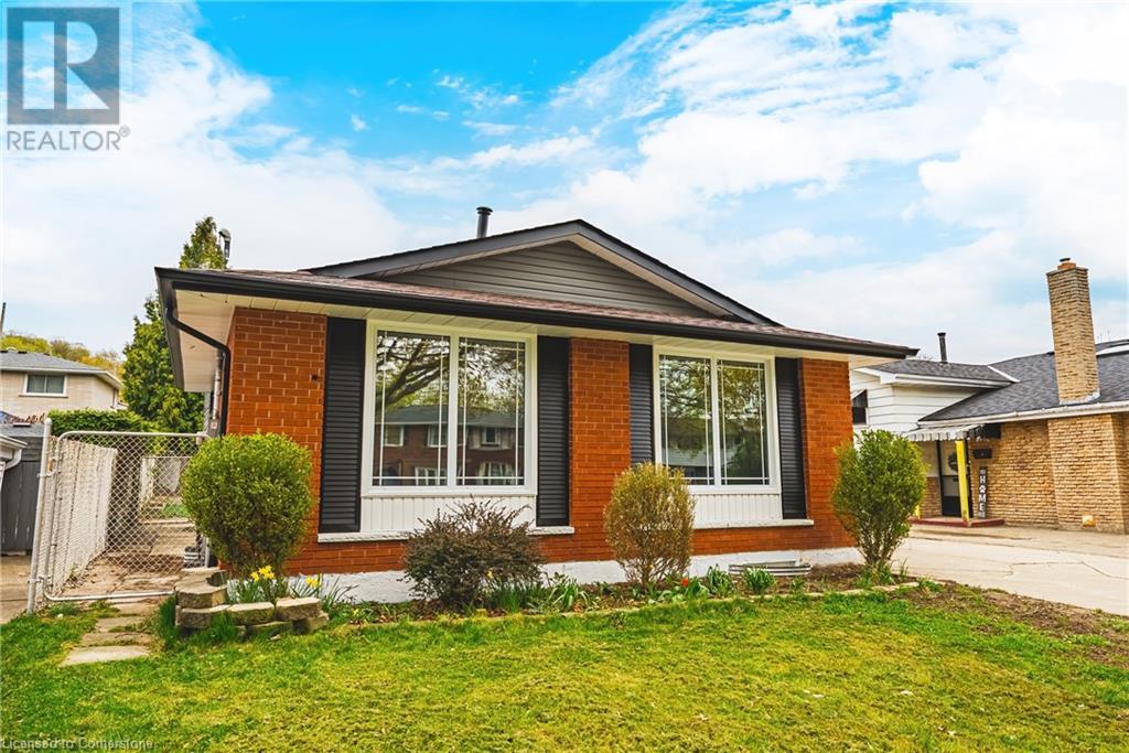 572 Greenhill Avenue, Hamilton, Ontario  L8K 5E8 - Photo 2 - 40726525
