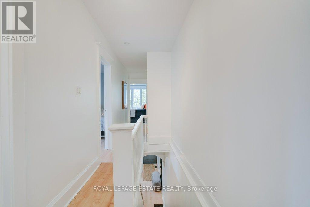 923 Greenwood Avenue, Toronto, Ontario  M4J 4C2 - Photo 13 - E12154050