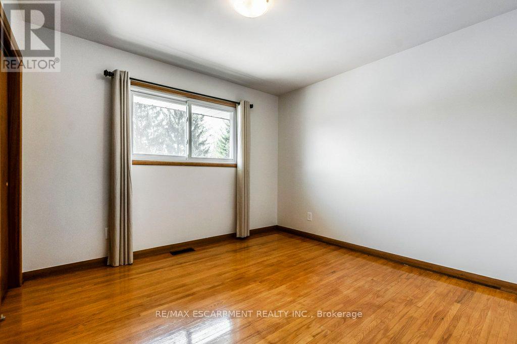 30 Terrace Avenue, Welland, Ontario  L3C 2C4 - Photo 24 - X12147650