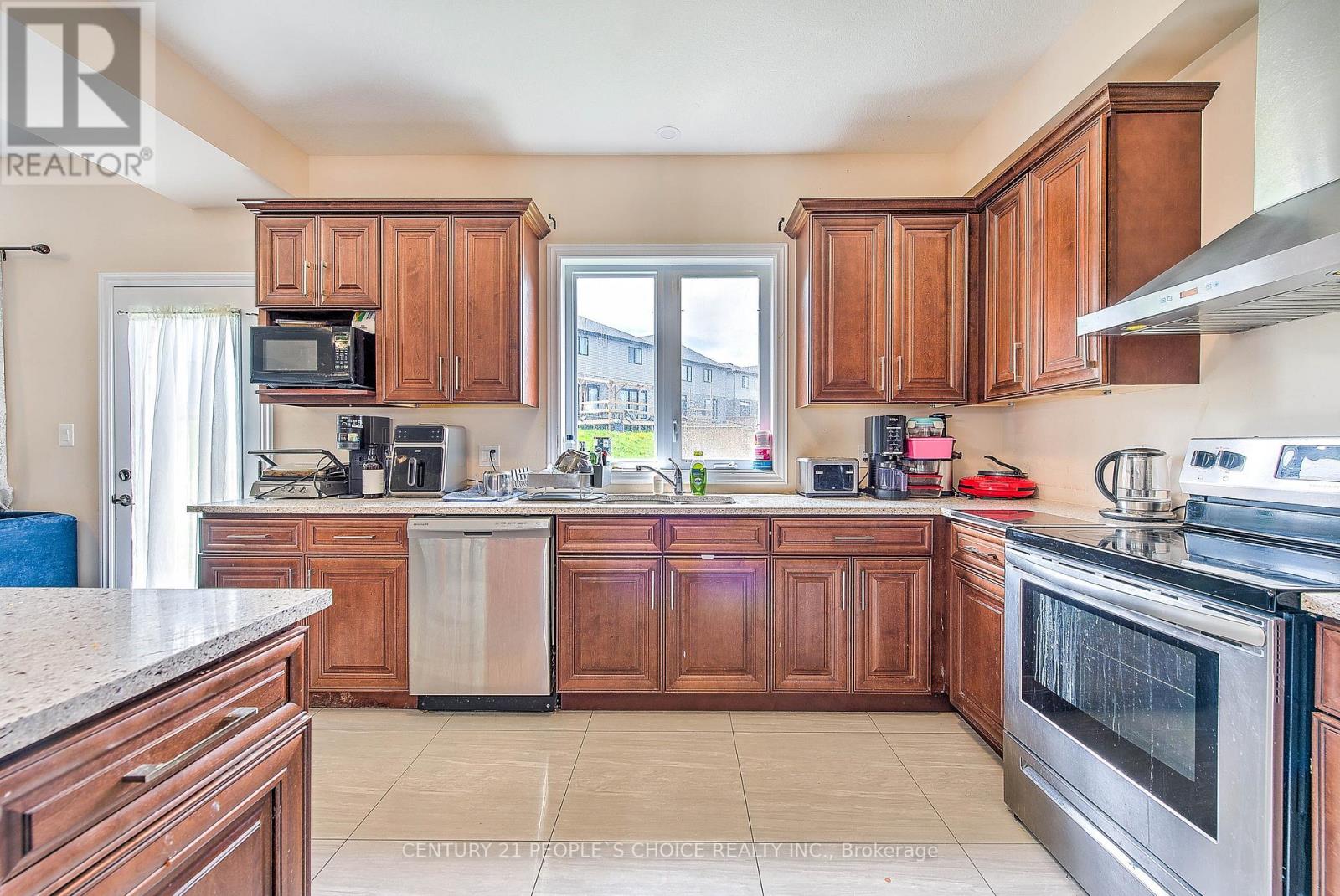 3048 Doyle Drive, London South, Ontario  N6M 0G9 - Photo 14 - X12146538
