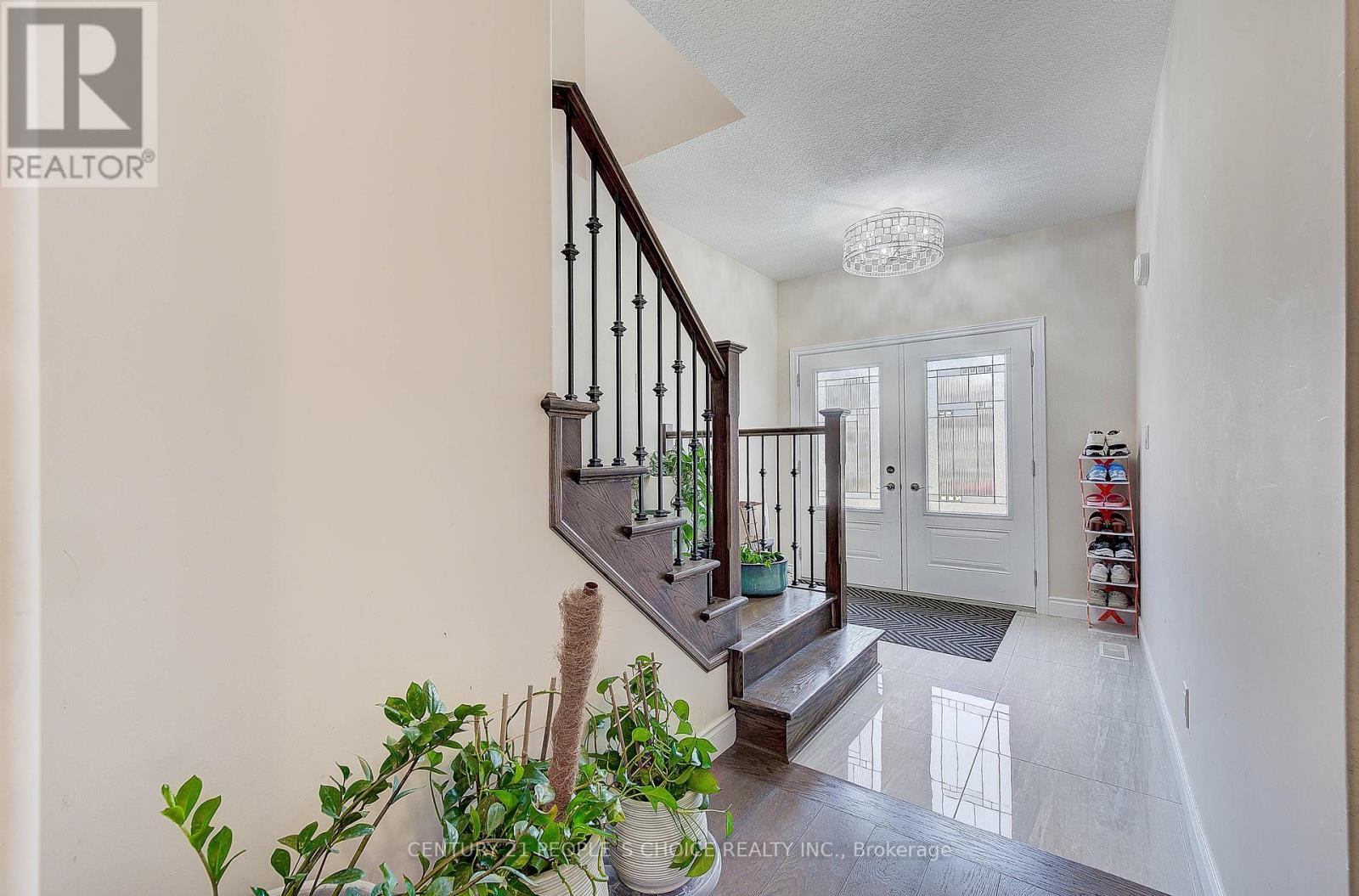 3048 Doyle Drive, London South, Ontario  N6M 0G9 - Photo 5 - X12146538