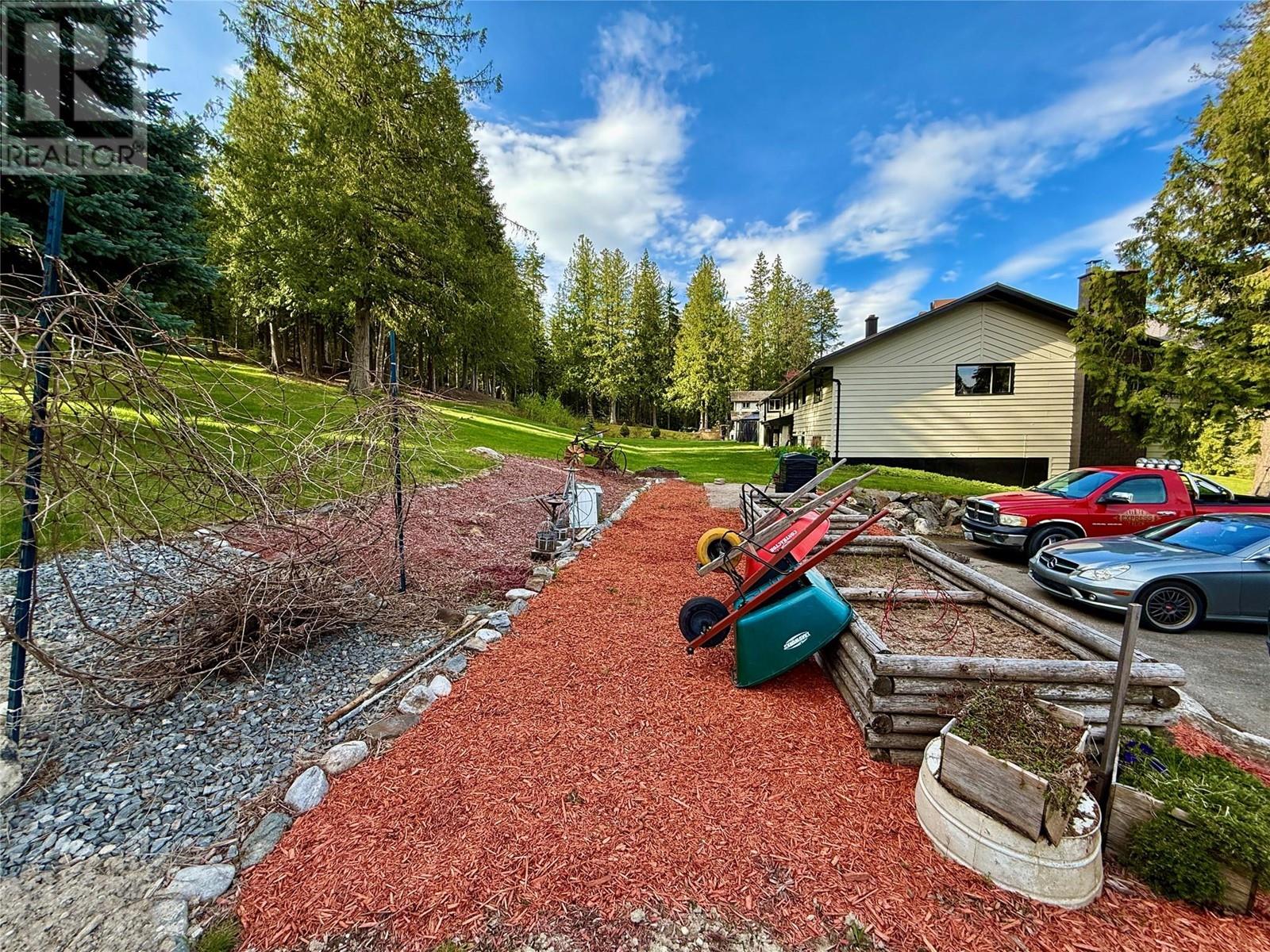8161 97a Highway, Mara, British Columbia  V0E 2K0 - Photo 59 - 10347636