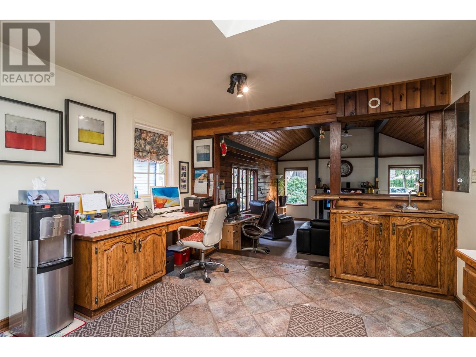 12899 230 Street, Maple Ridge, British Columbia  V2X 0M4 - Photo 11 - R3003670