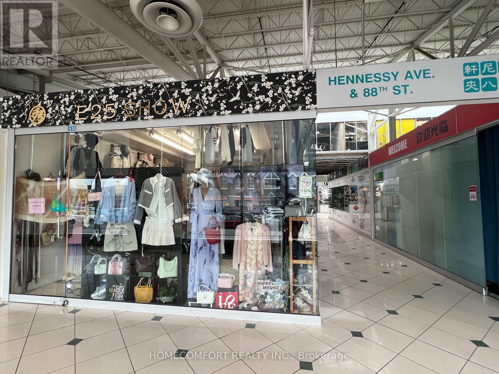 E25 - 4300 Steeles Avenue, Markham, Ontario  L3R 0Y5 - Photo 2 - N12153965