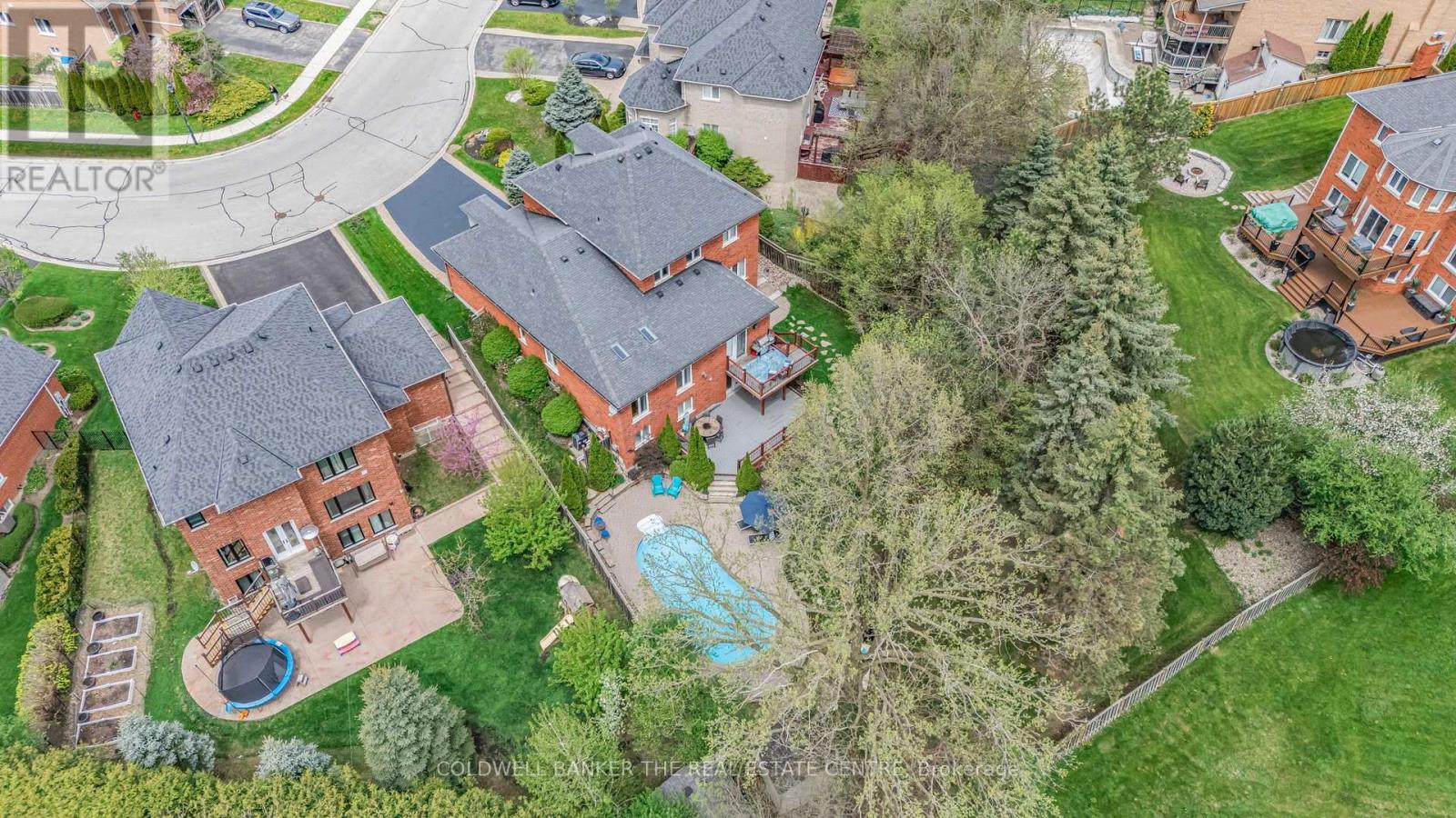 918 Best Circle, Newmarket (Stonehaven-Wyndham), Ontario  L3X 2H8 - Photo 39 - N12154054