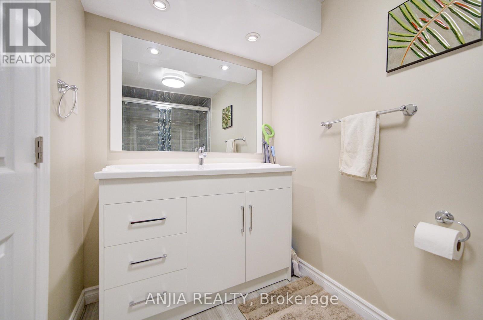 1 Outlook Terrace Drive, Markham (Greensborough), Ontario  L6E 1K1 - Photo 46 - N12154084