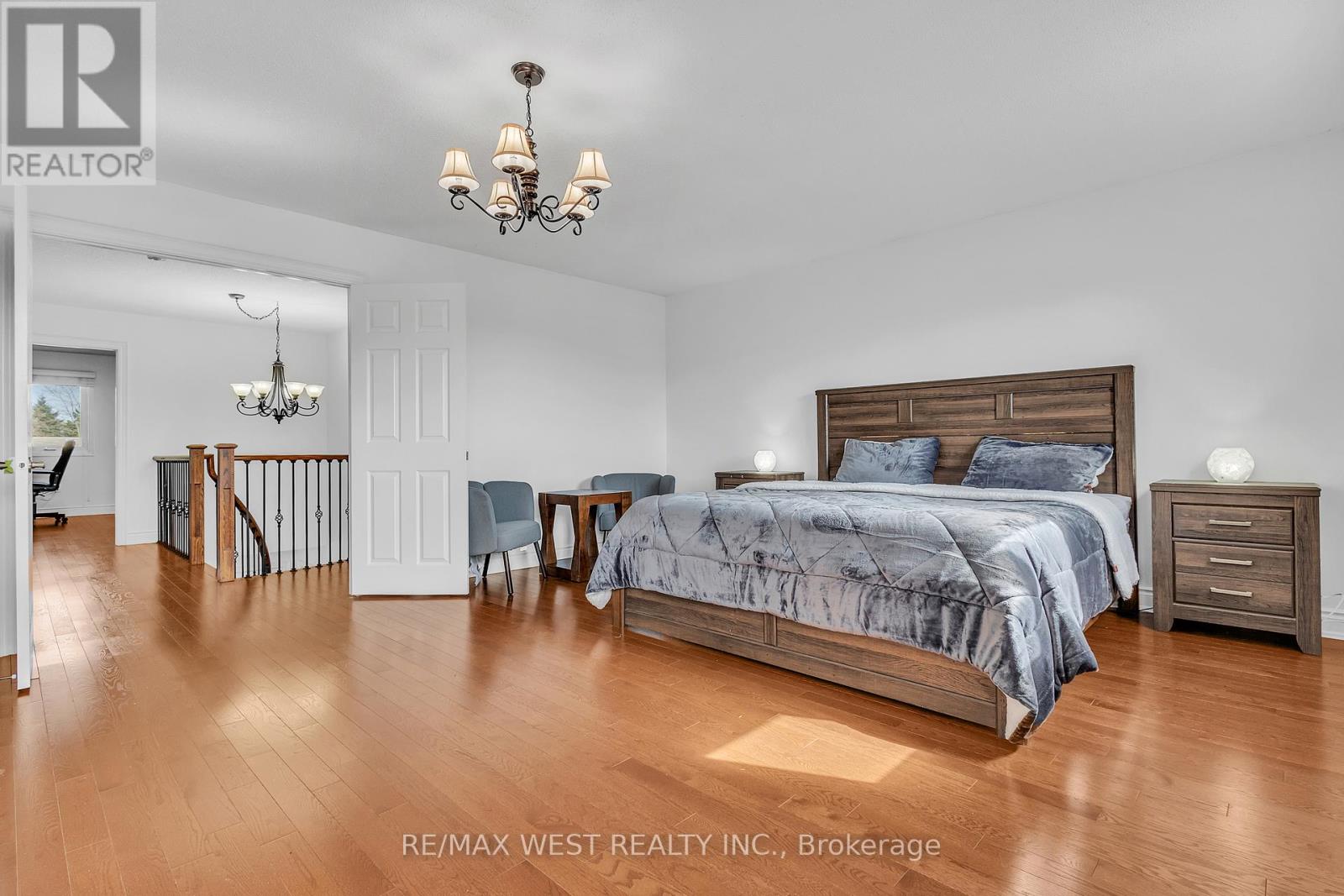 92 Ridgefield Crescent, Vaughan, Ontario  L6A 1J8 - Photo 21 - N12154089