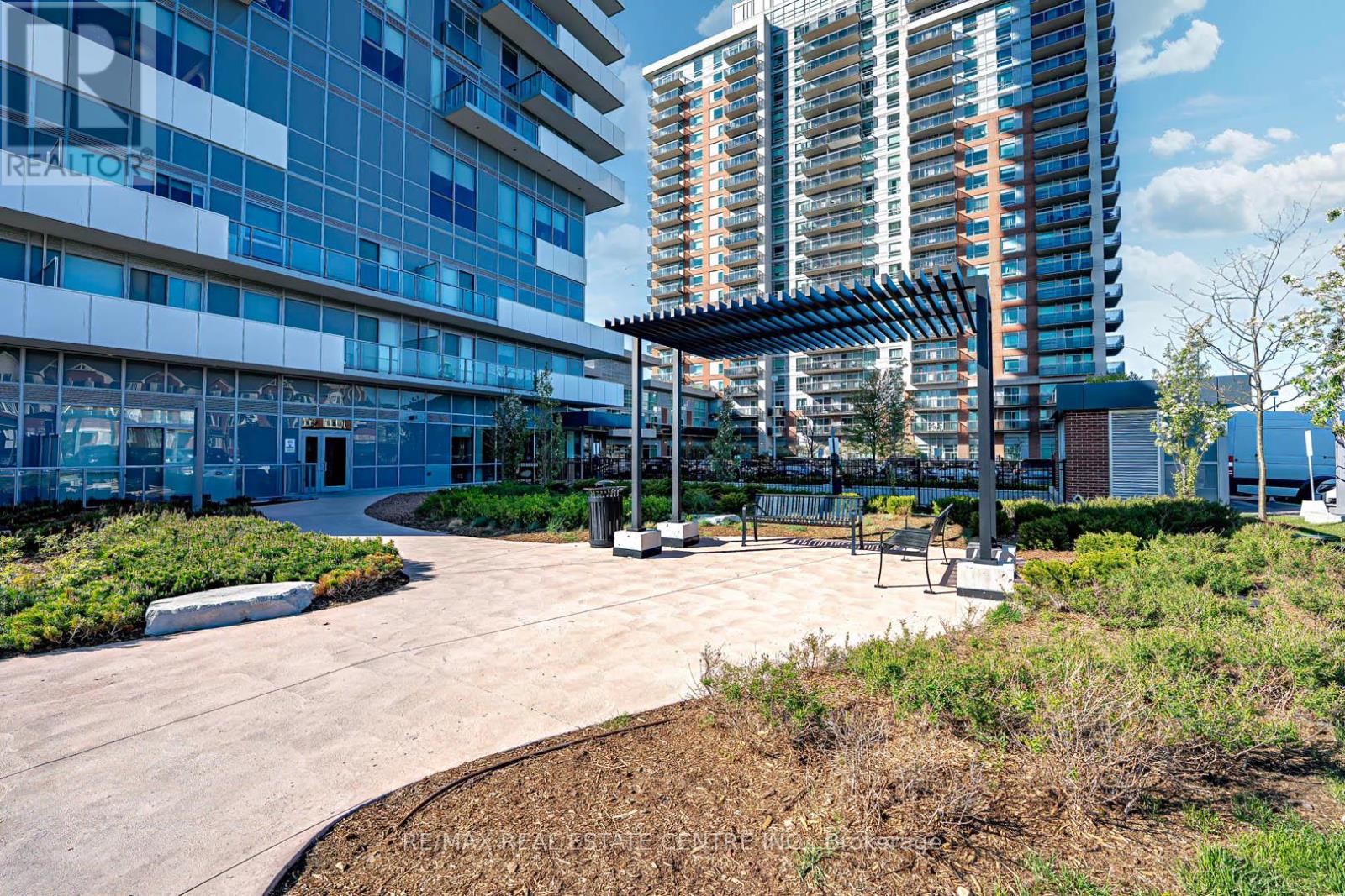 505 - 215 Queen Street E, Brampton, Ontario  L6W 0A9 - Photo 43 - W12153929