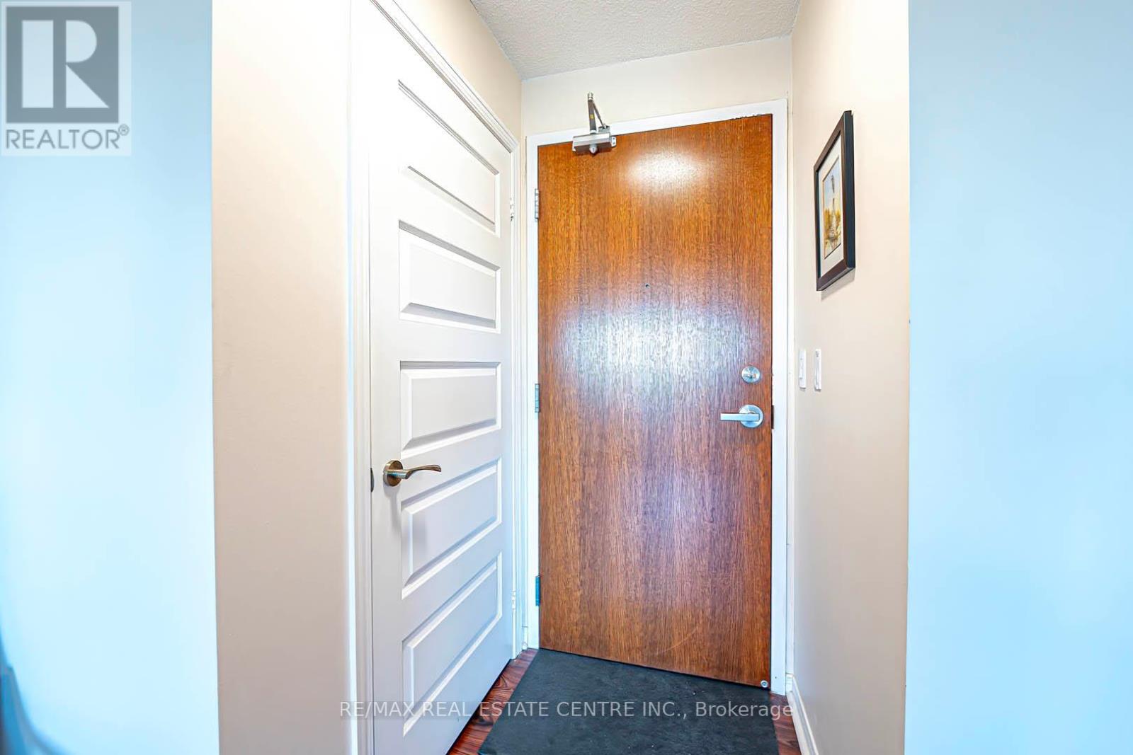 505 - 215 Queen Street E, Brampton, Ontario  L6W 0A9 - Photo 7 - W12153929