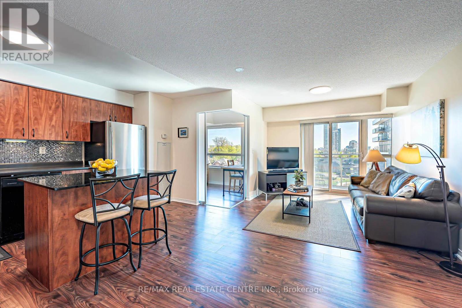 505 - 215 Queen Street E, Brampton, Ontario  L6W 0A9 - Photo 8 - W12153929