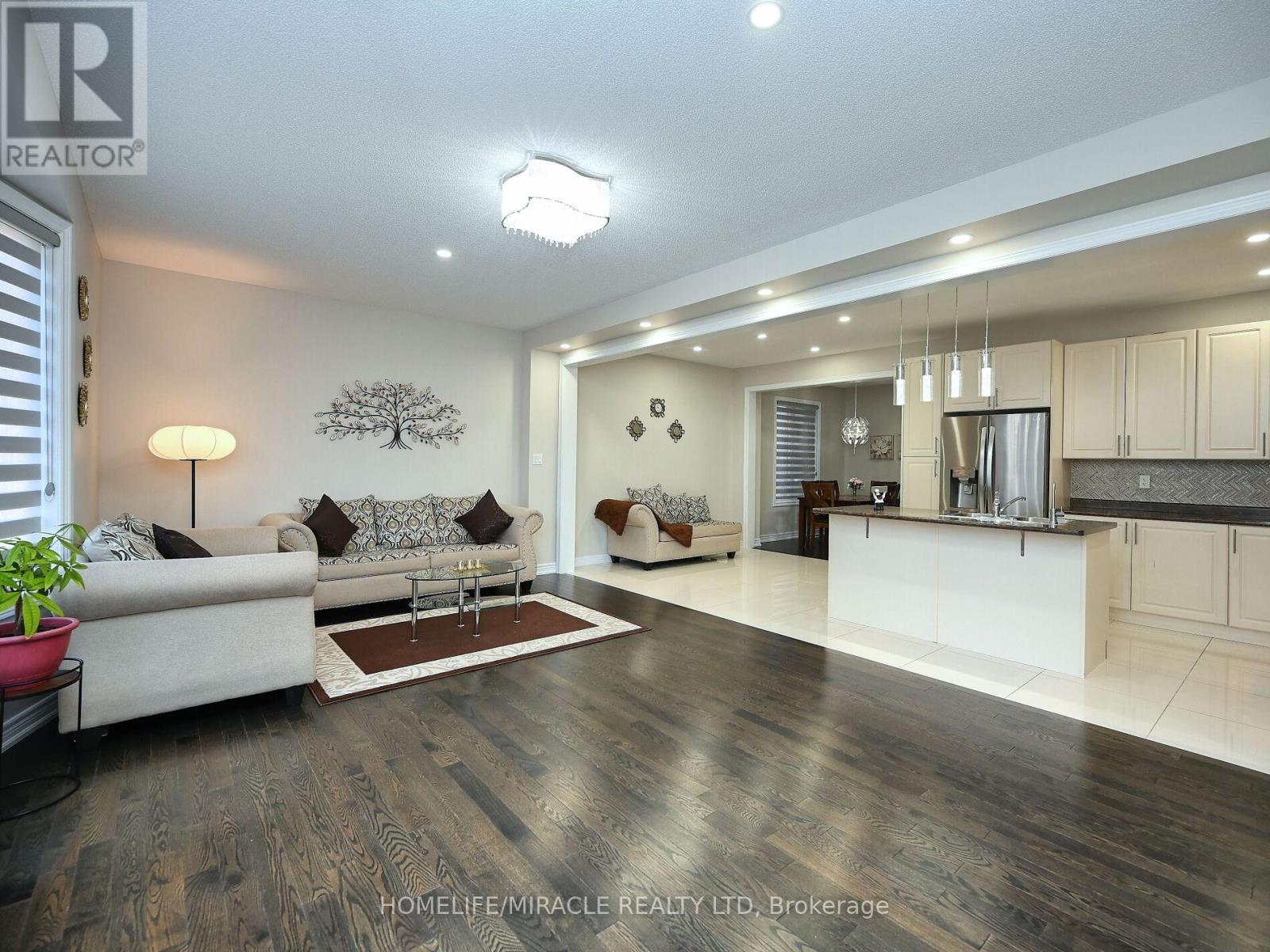3 Monceau Road, Brampton, Ontario  L7A 4E6 - Photo 12 - W12153934